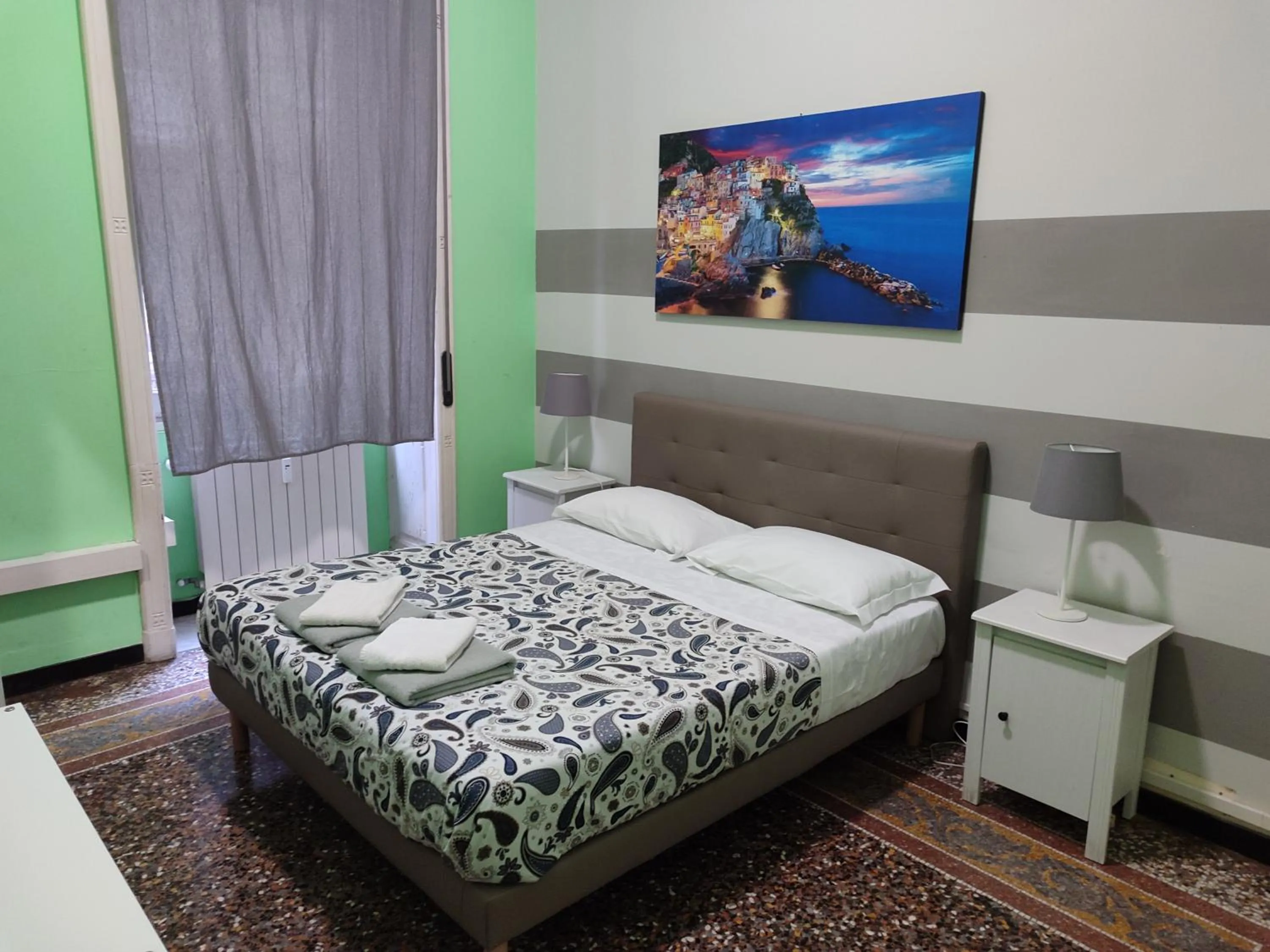 Bedroom, Bed in Albergo Locanda Alambra