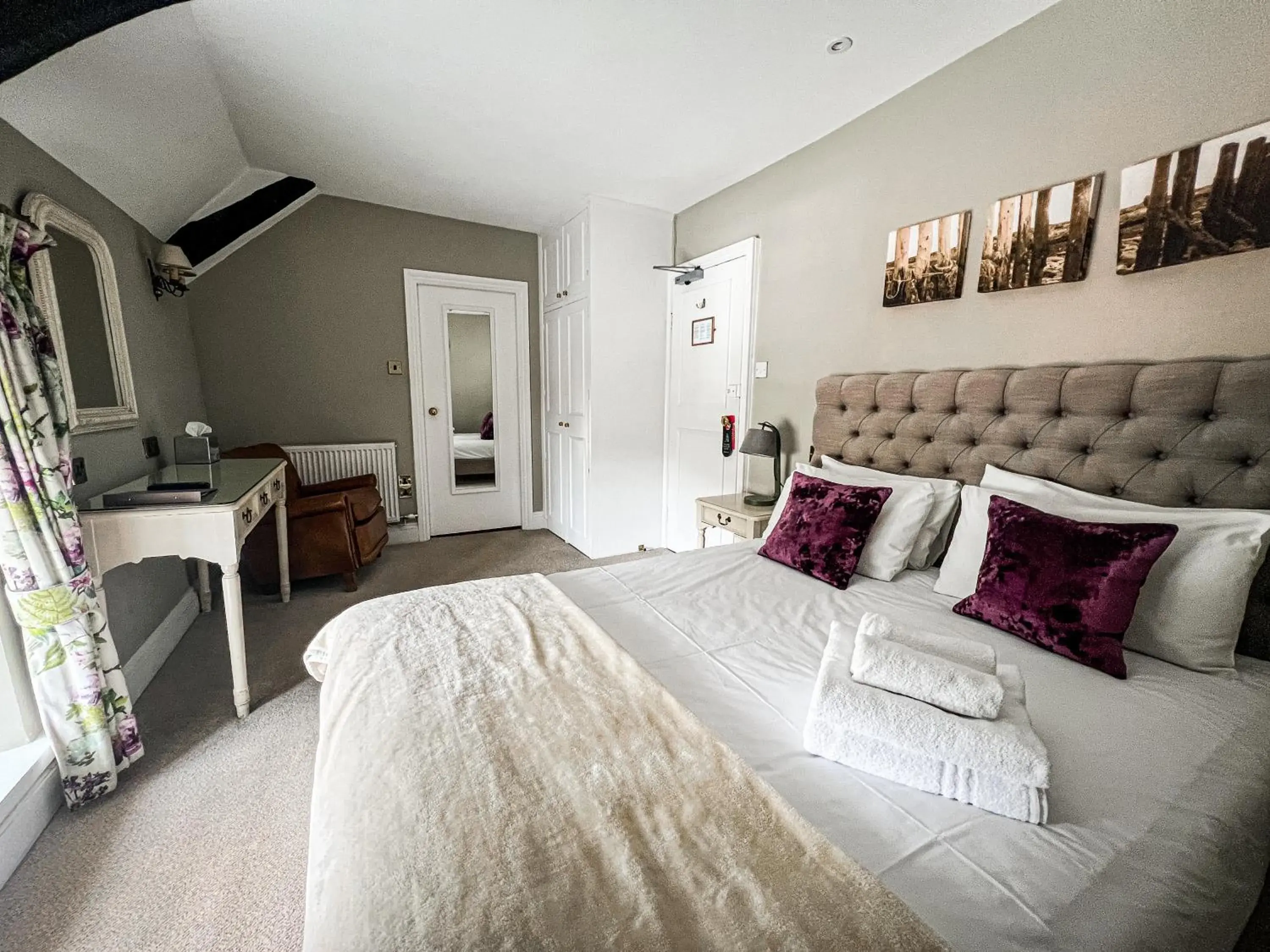 Double Room with Sea View in Rising Sun Hotel Double Room with Sea View in Rising Sun Hotel