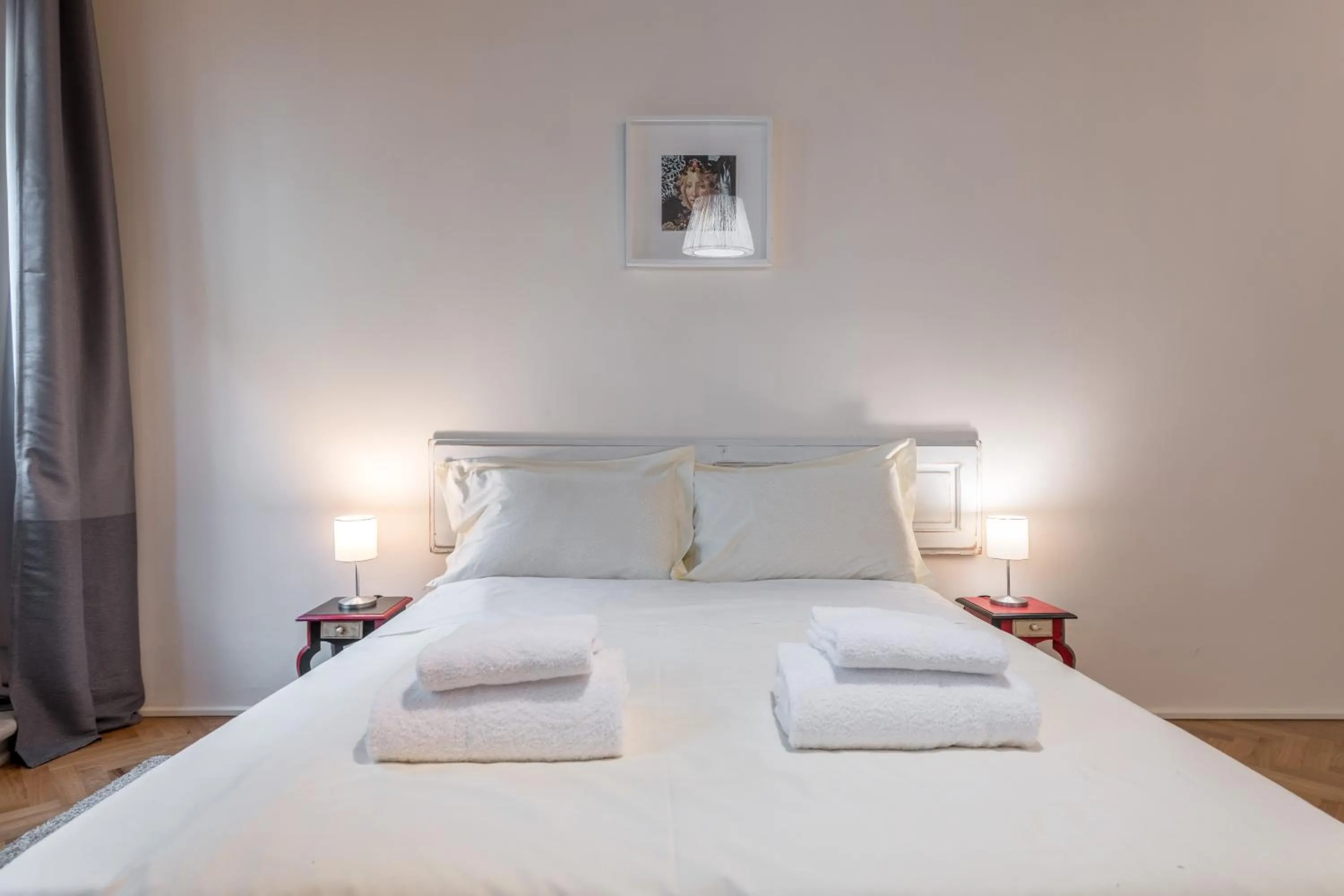 Bedroom, Bed in Romantic Novella by Mmega