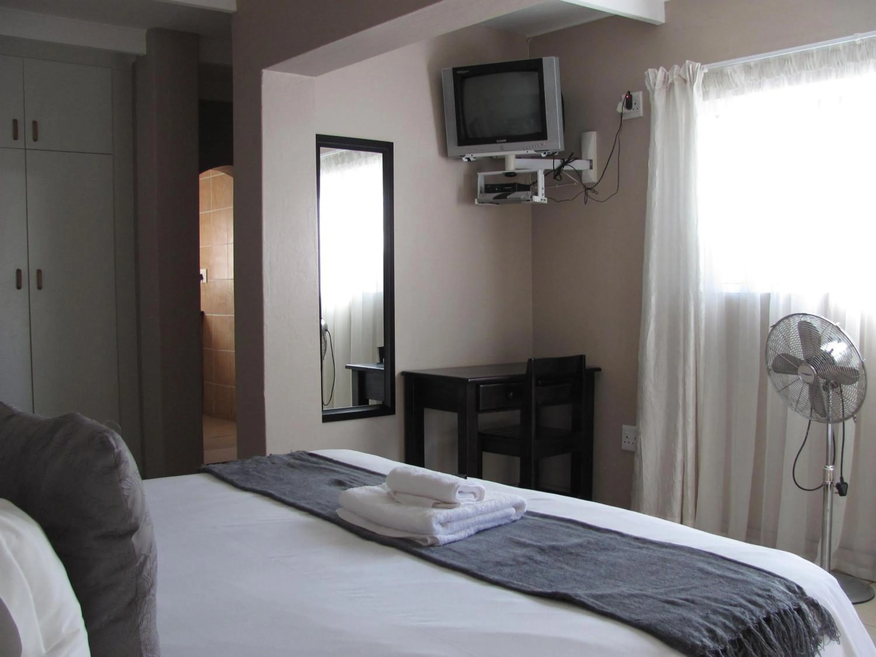 Bed in Absolute Cornwall Bed and Breakfast