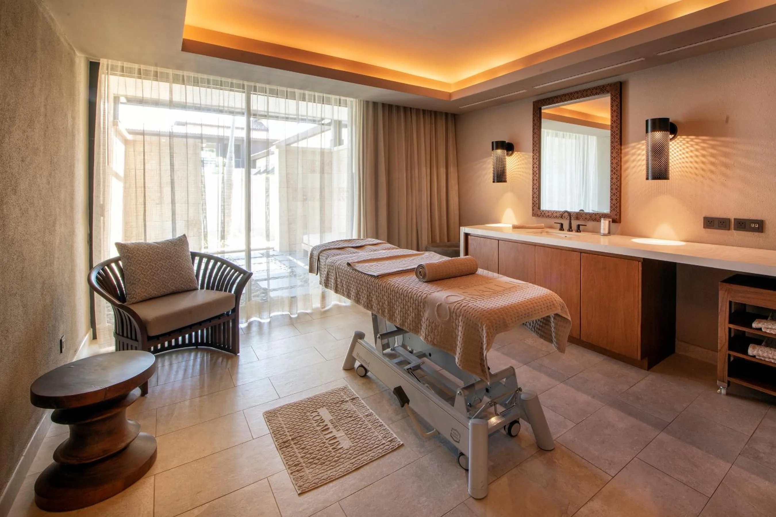 Spa and wellness centre/facilities in Lopesan Costa Bávaro Resort, Spa & Casino