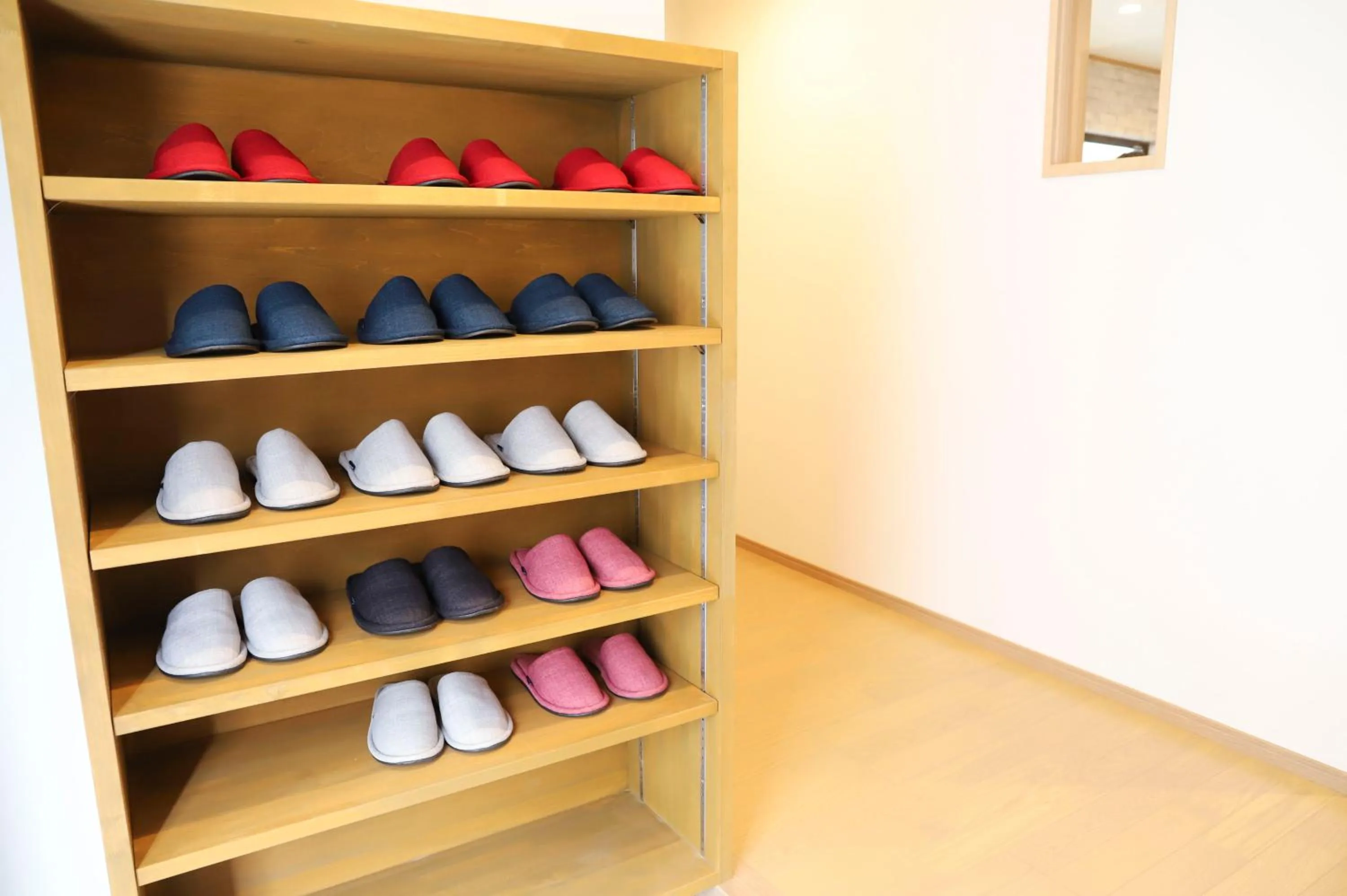 Facade/entrance in Guest House En