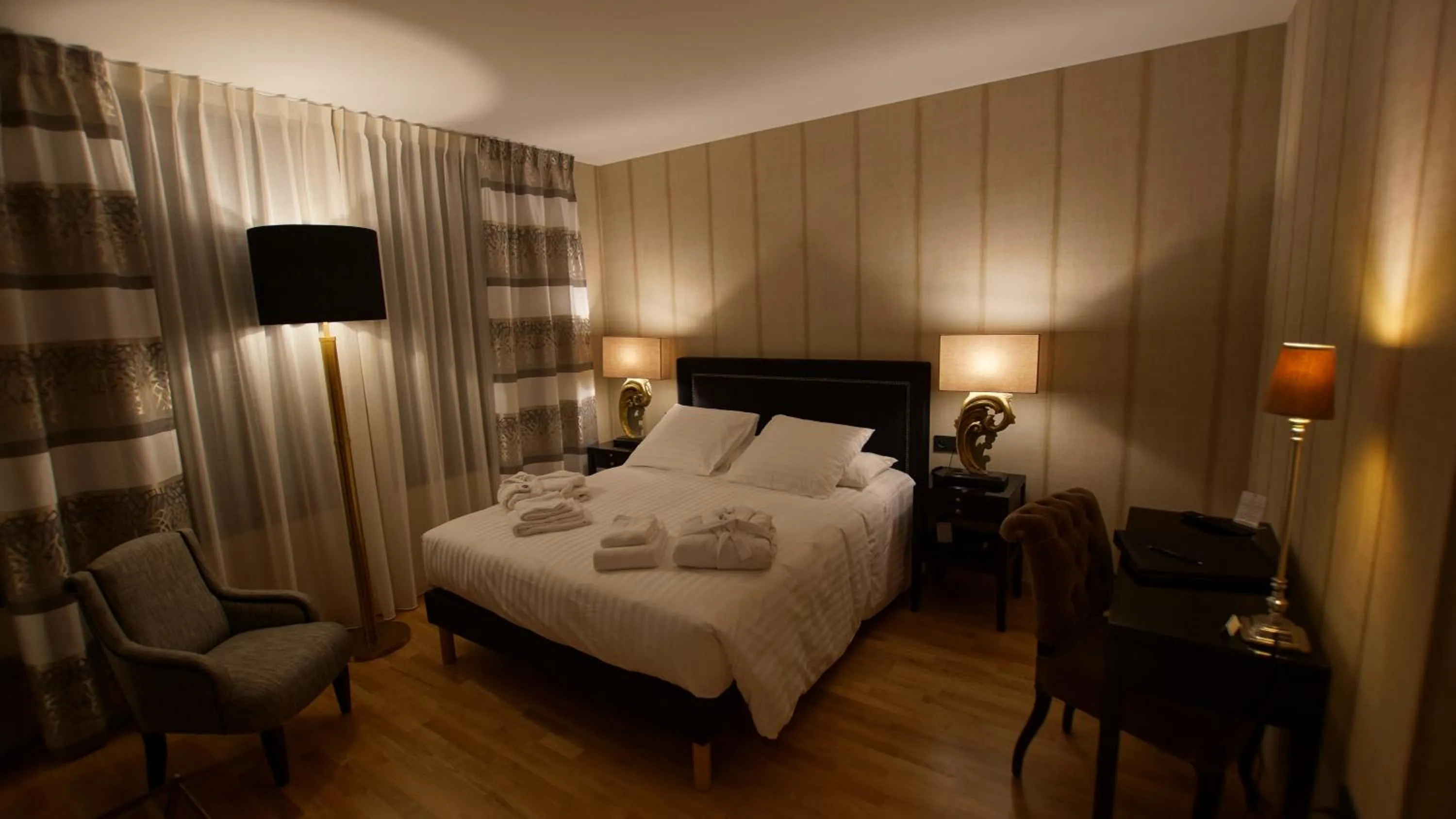Superior Double Room - single occupancy in Hôtel de charme L'Orée du Parc