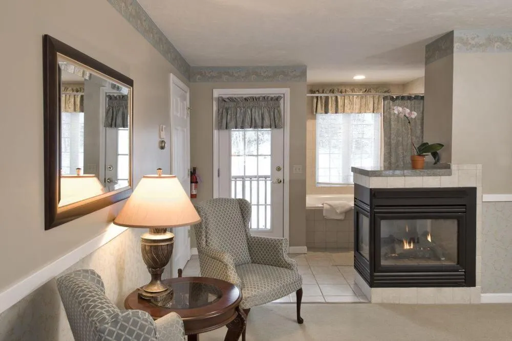 Seating area in Inn at Ellis River