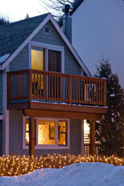 Night in Inn at Ellis River