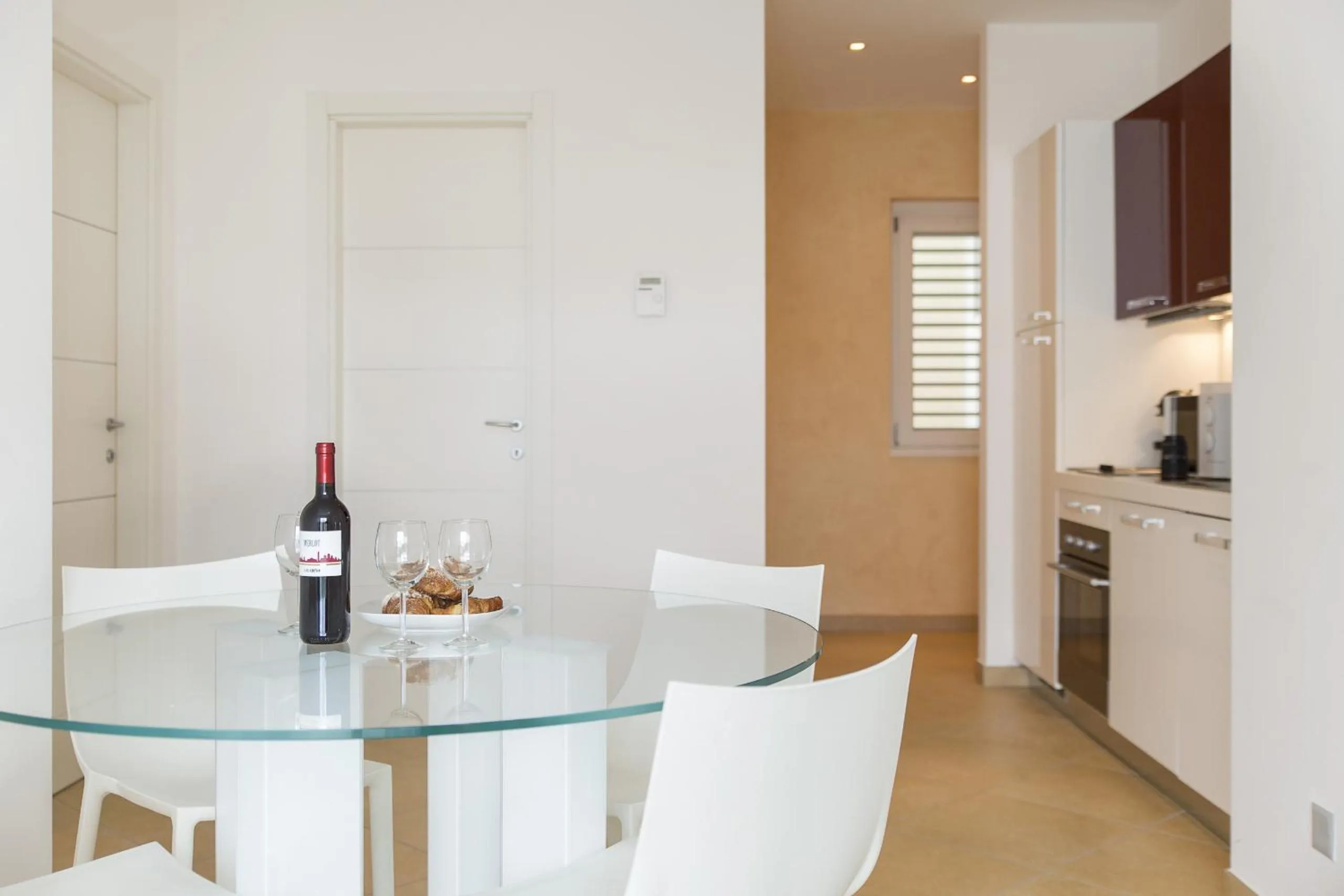 Kitchen or kitchenette in Prestige Apartments by Quokka 360 - spacious flats with terraces