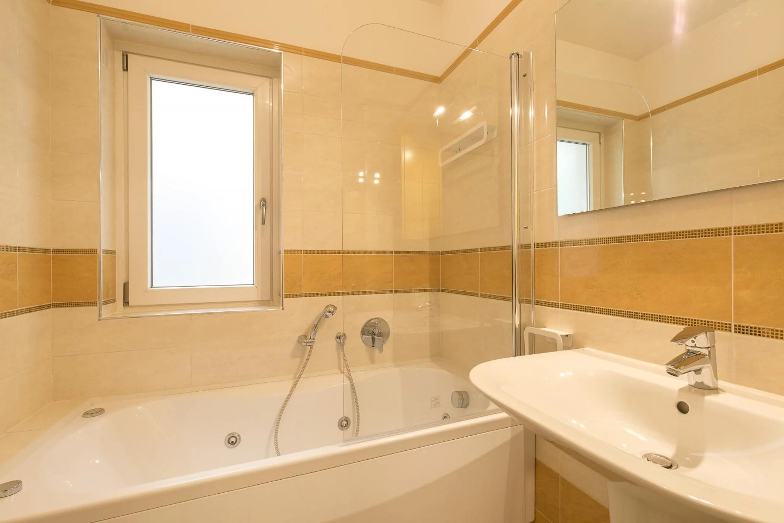 Bathroom in Prestige Apartments by Quokka 360 - spacious flats with terraces