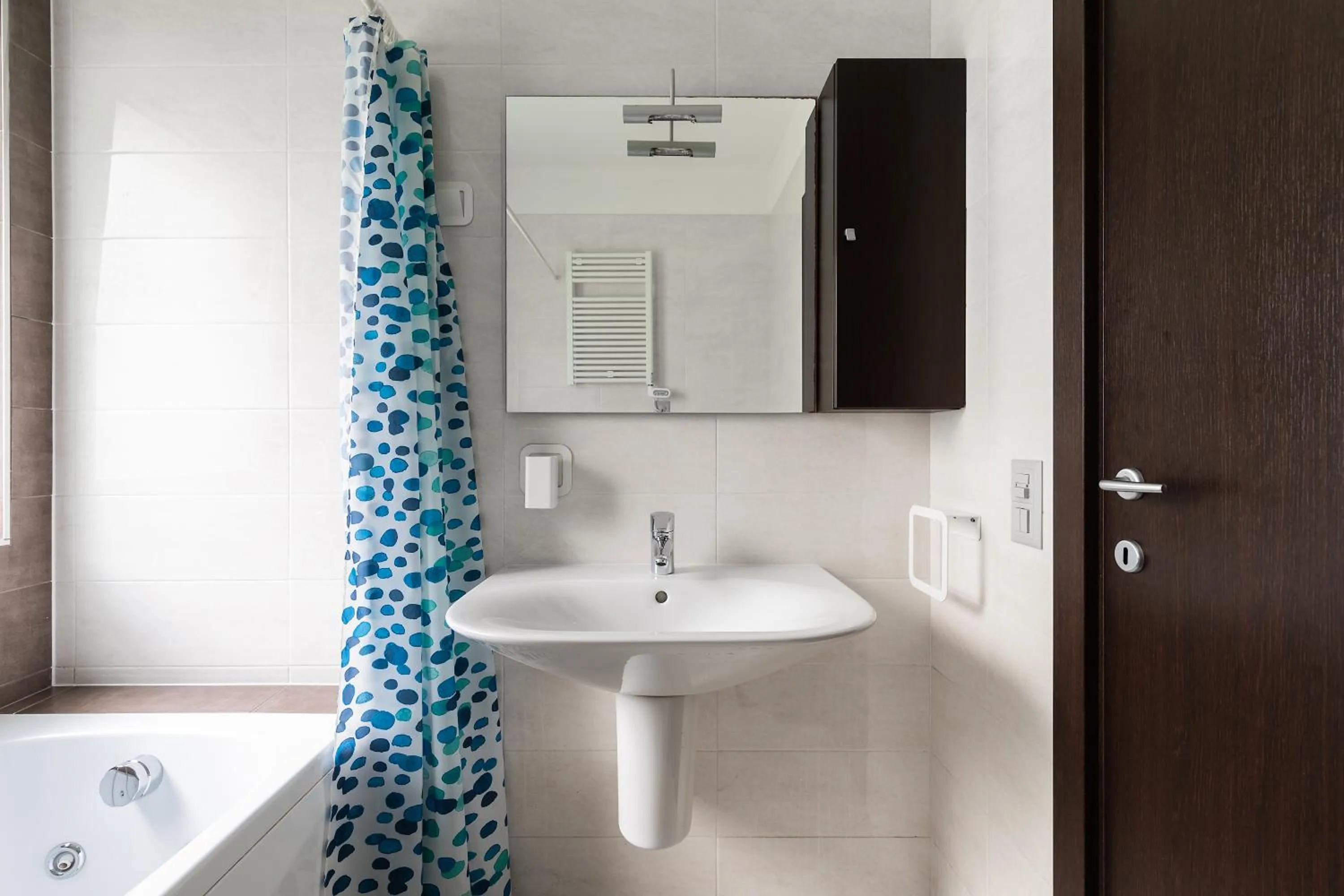 Bathroom in Prestige Apartments by Quokka 360 - spacious flats with terraces