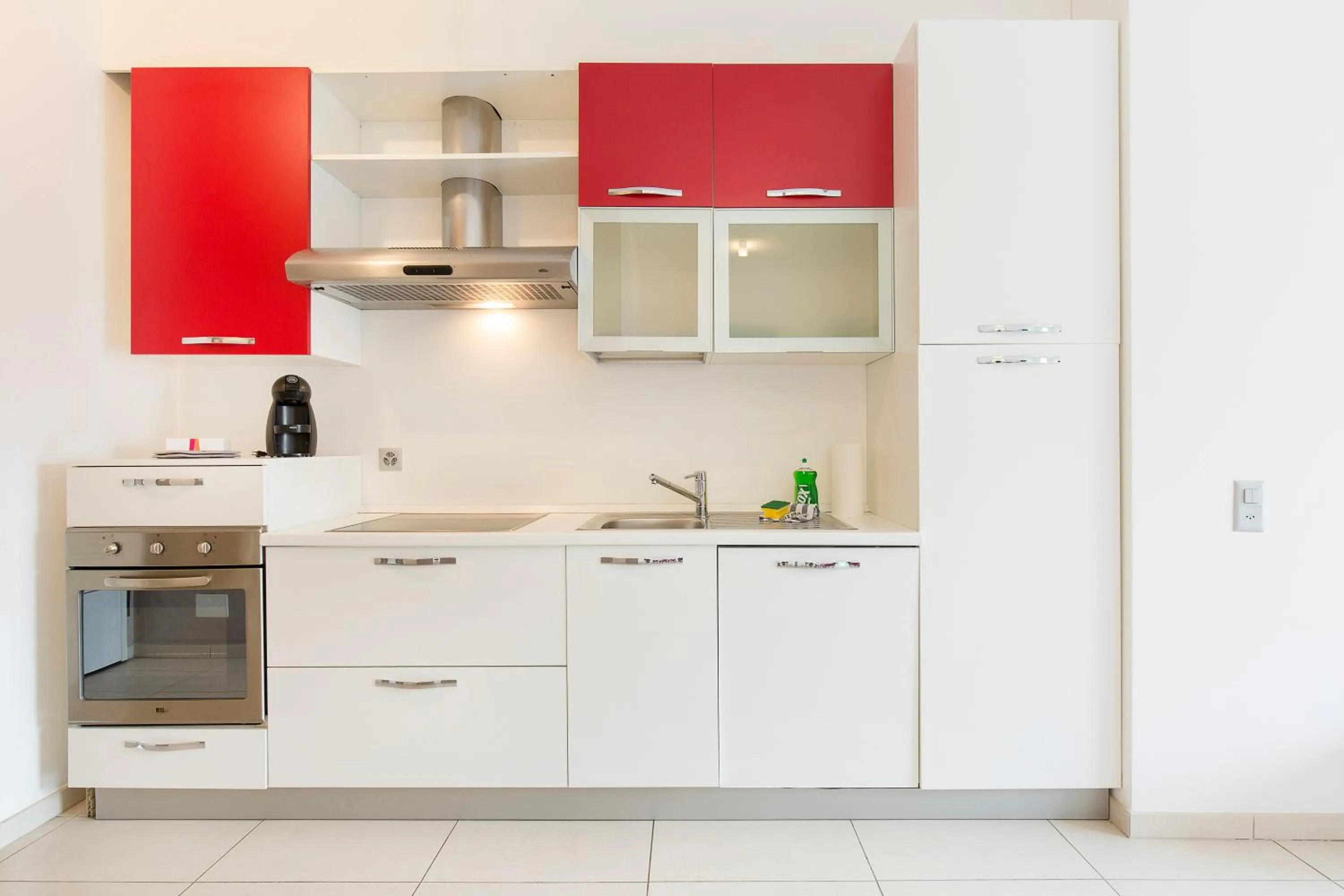 Kitchen or kitchenette in Prestige Apartments by Quokka 360 - spacious flats with terraces