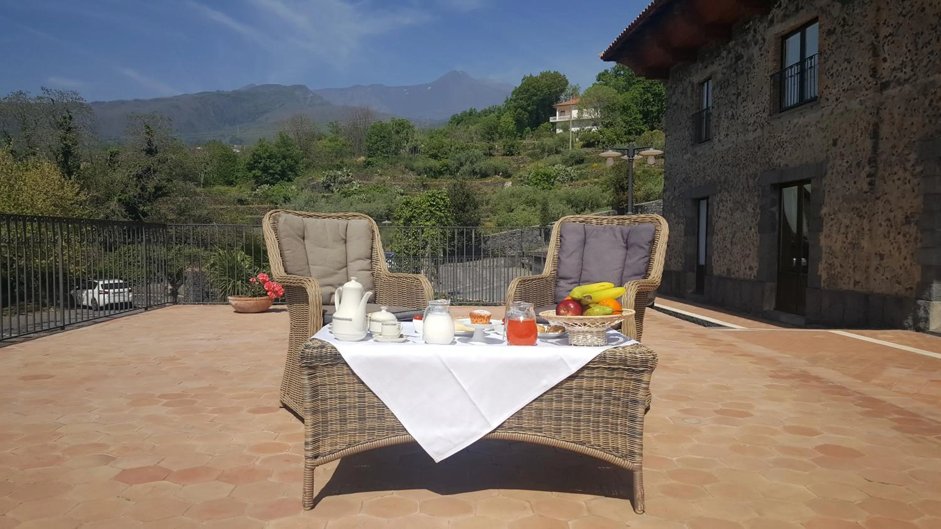 Patio in Antico Borgo Petralia