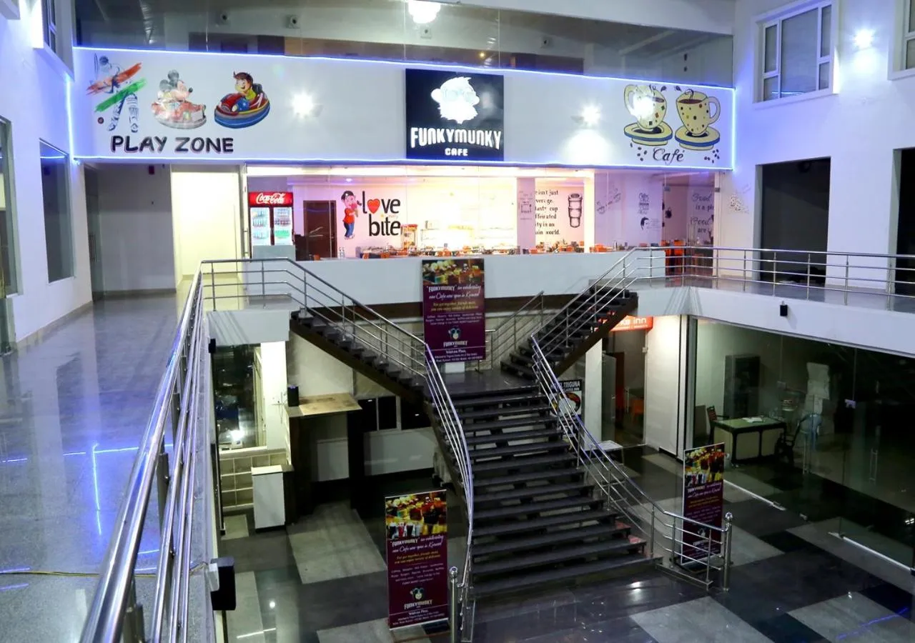 On-site shops in Triguna Clarks Inn Kurnool
