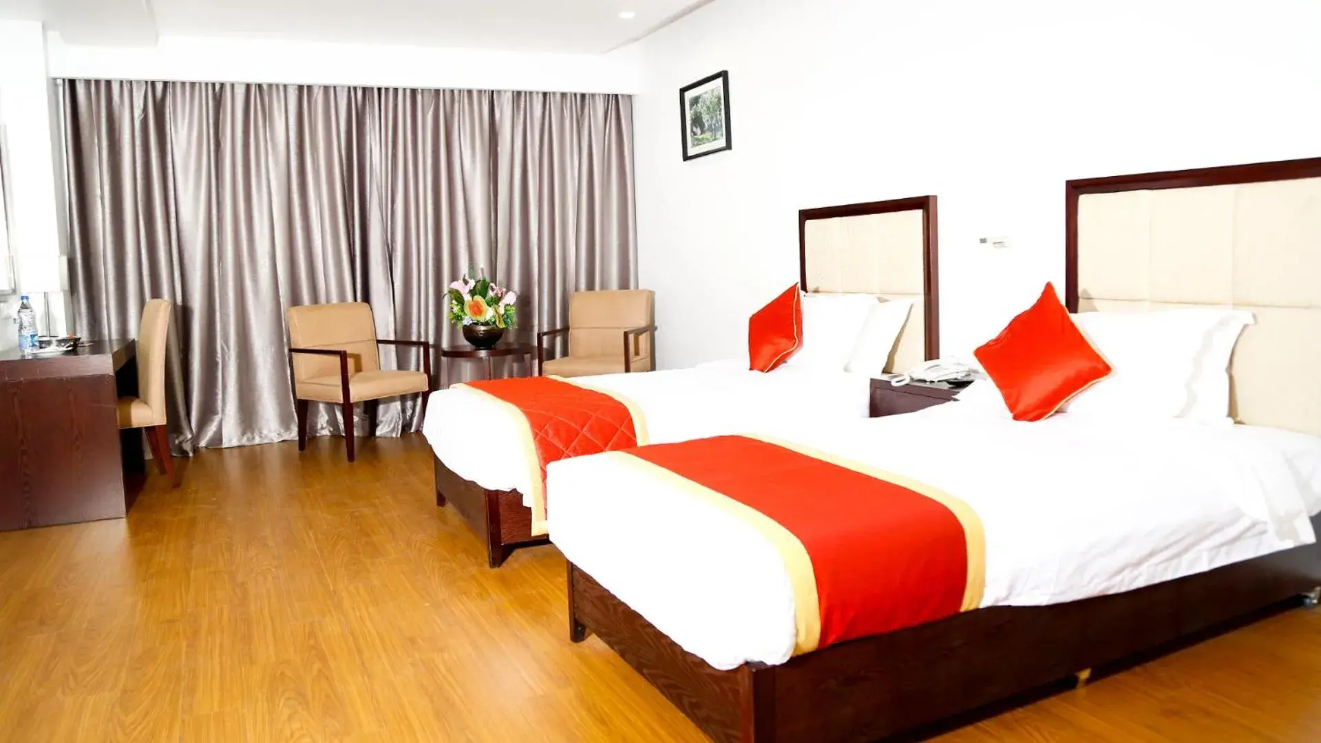 Bedroom, Bed in Triguna Clarks Inn Kurnool Bedroom, Bed in Triguna Clarks Inn Kurnool
