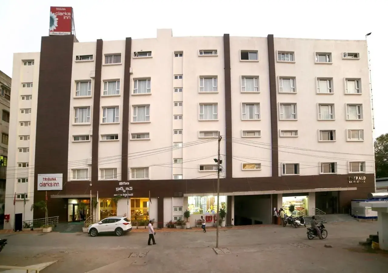 Property building in Triguna Clarks Inn Kurnool Property building in Triguna Clarks Inn Kurnool