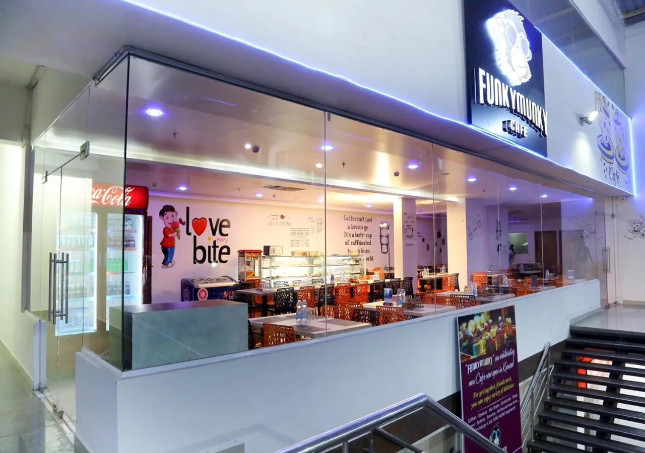 On-site shops in Triguna Clarks Inn Kurnool