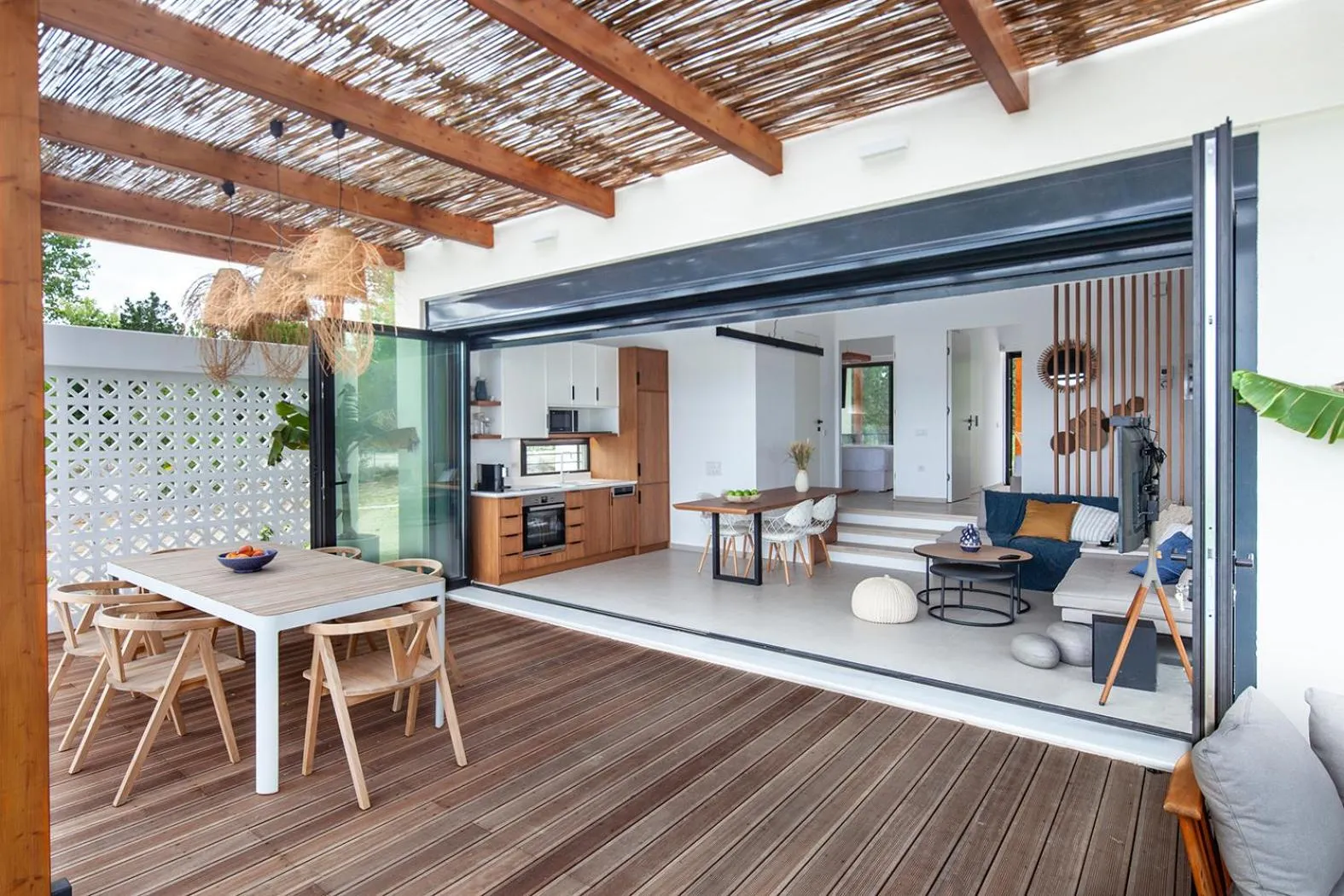 Patio in Sun 'n Chill, Boutique Apartments & Beach Villa