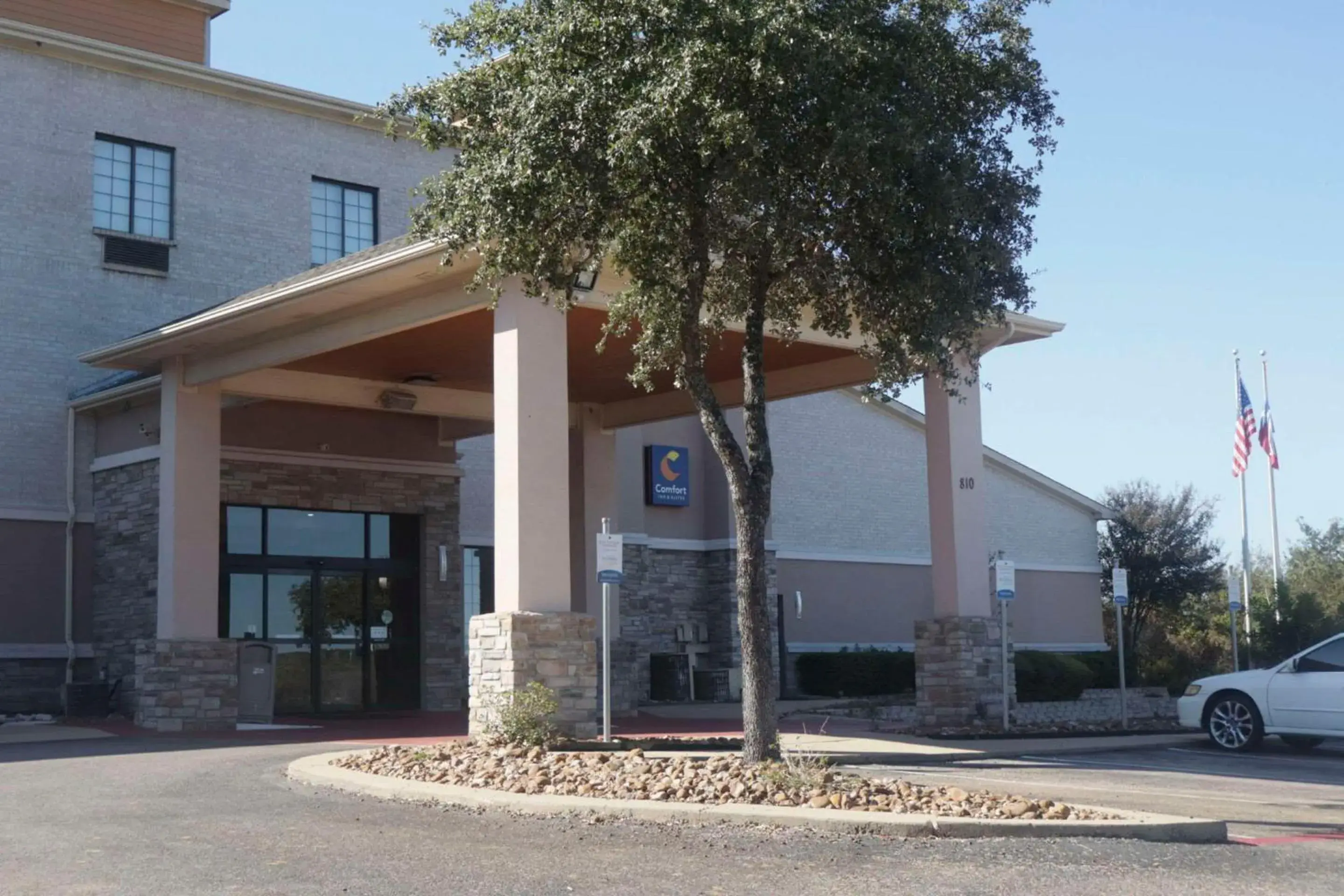 Property building in Comfort Inn & Suites Burnet Property building in Comfort Inn & Suites Burnet