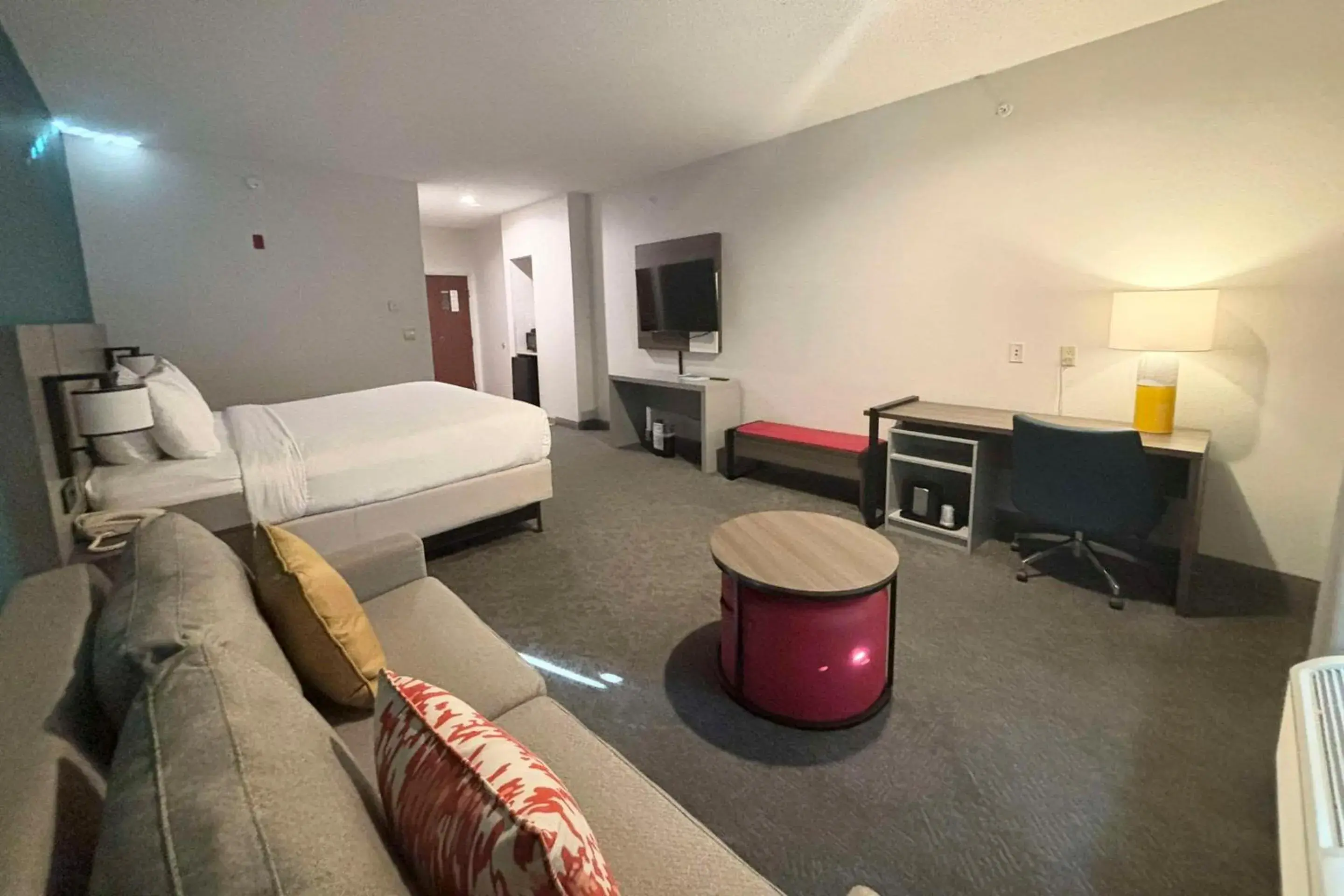 Bedroom, Bed in Comfort Inn & Suites Burnet Bedroom, Bed in Comfort Inn & Suites Burnet