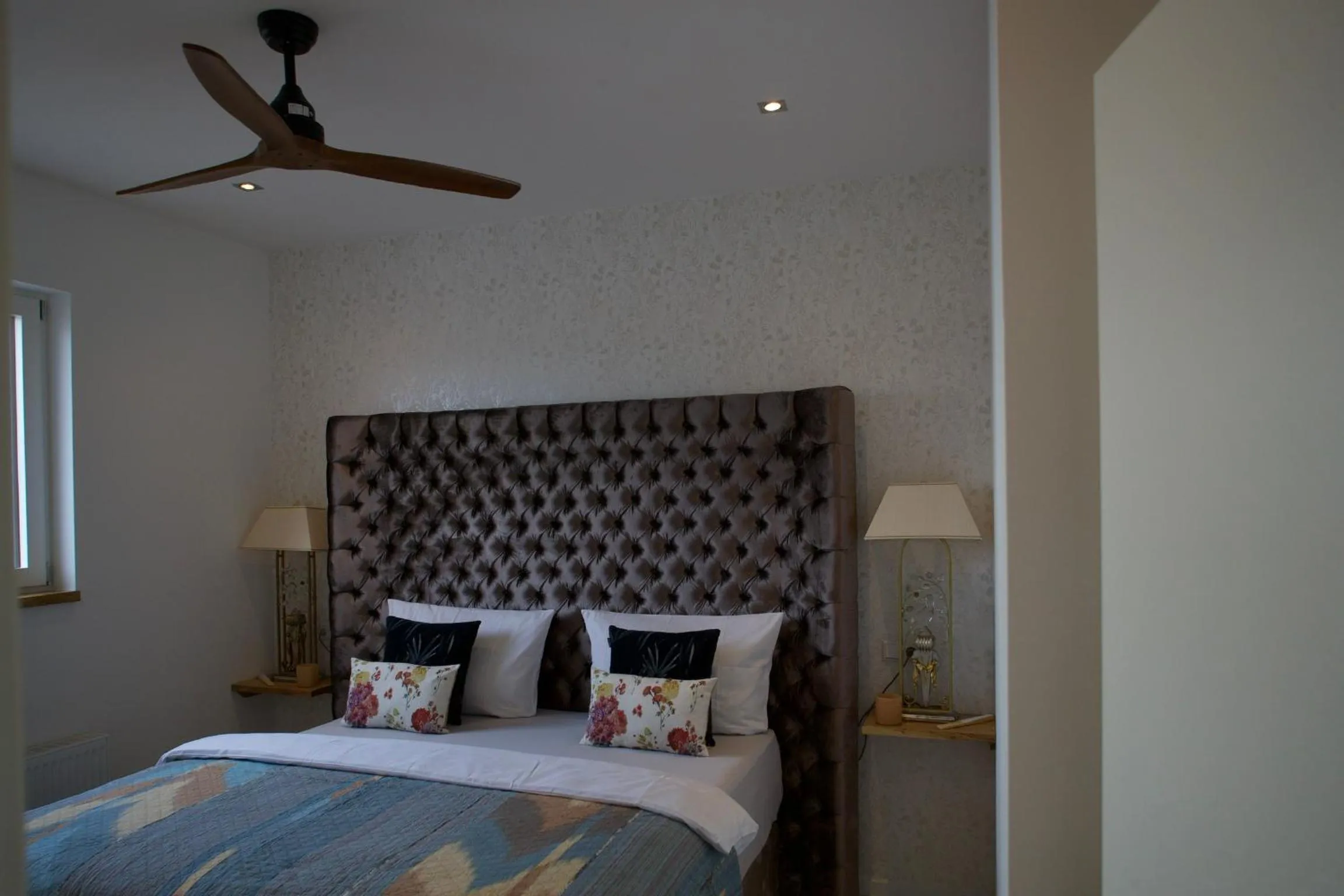 Bed in 36 Phô Cô Hotel & Suites