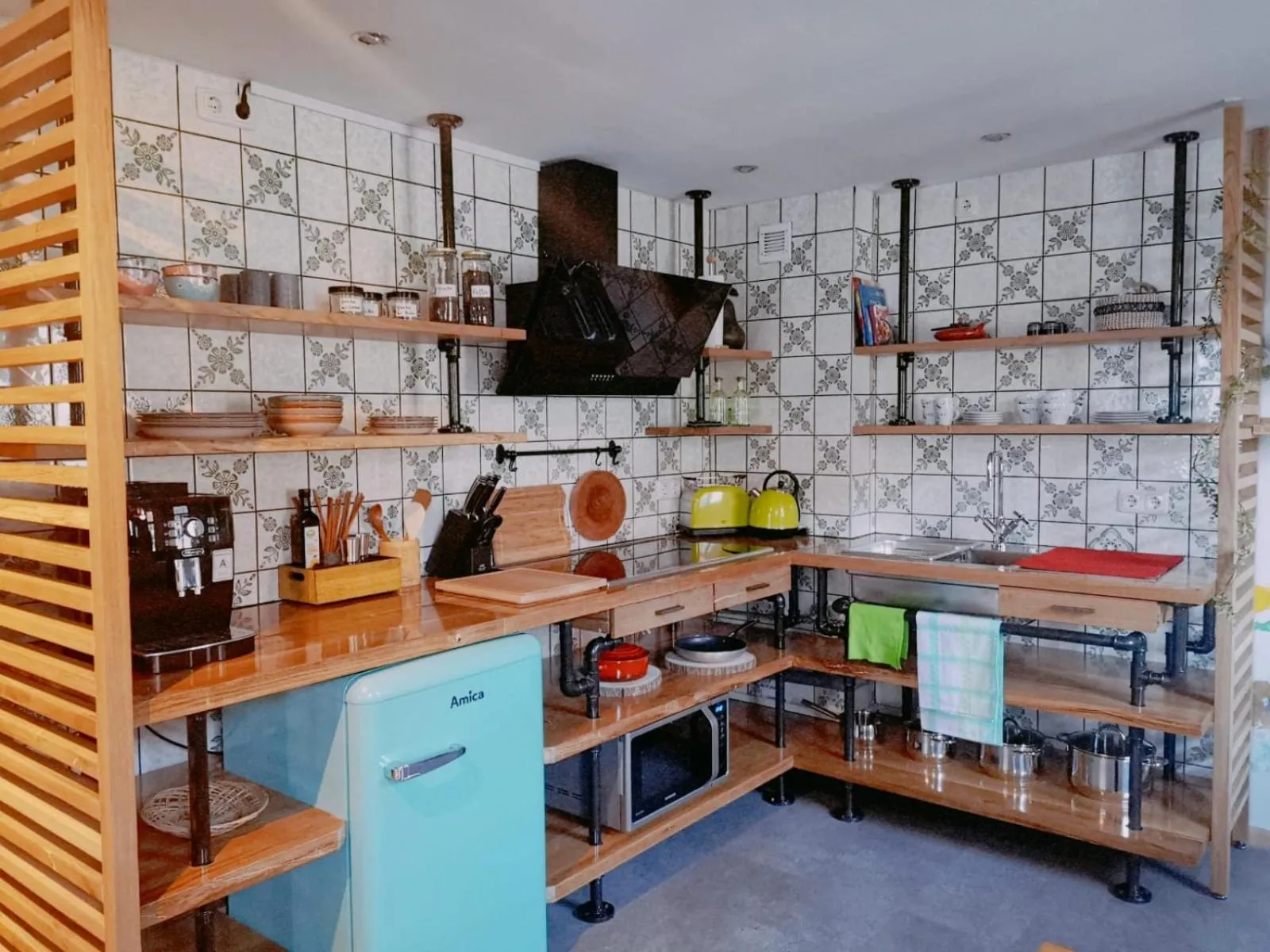 Coffee/tea facilities in 36 Phô Cô Hotel & Suites