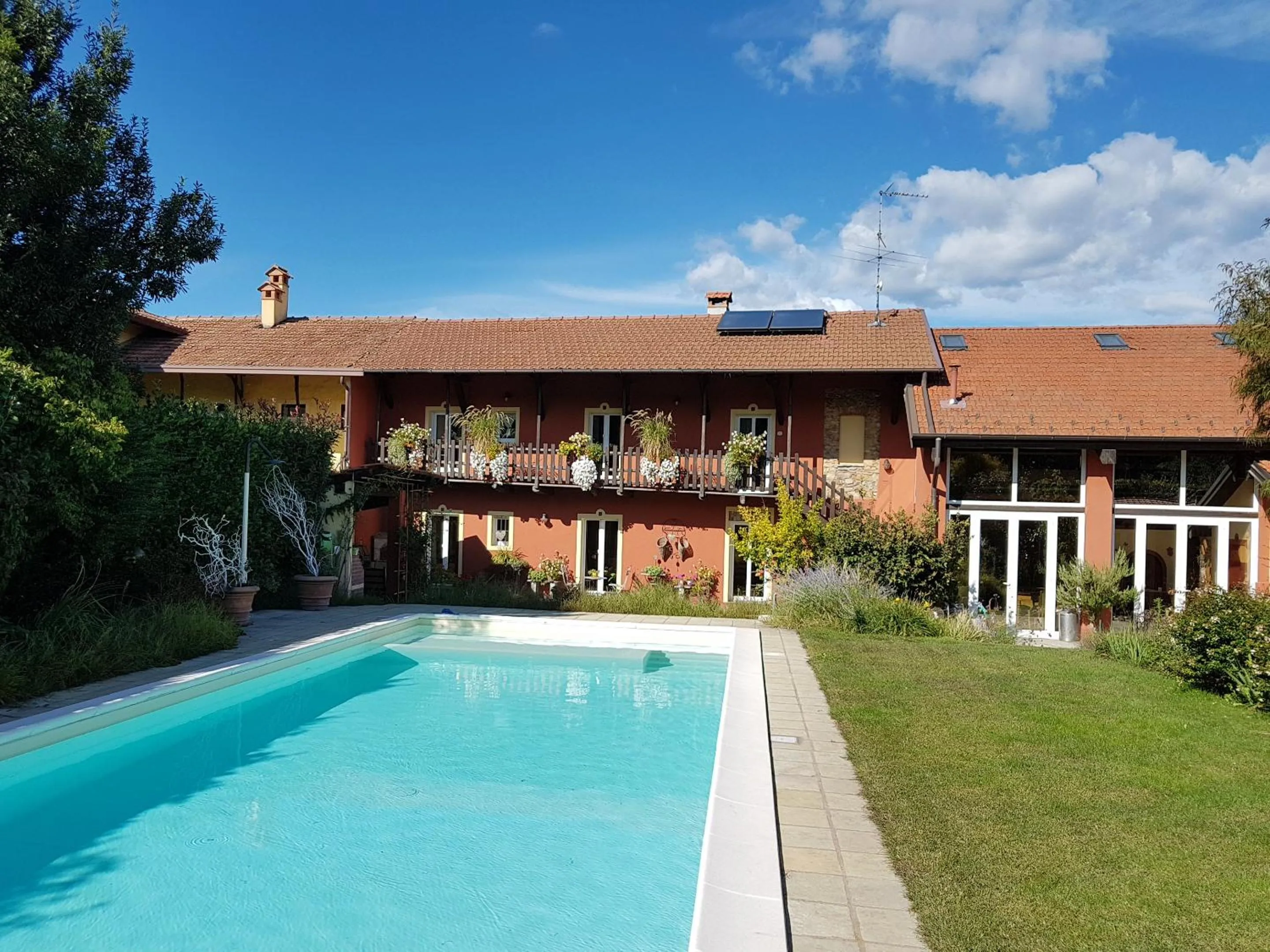 Pool view in B&B La Cascina di Monia e Mario