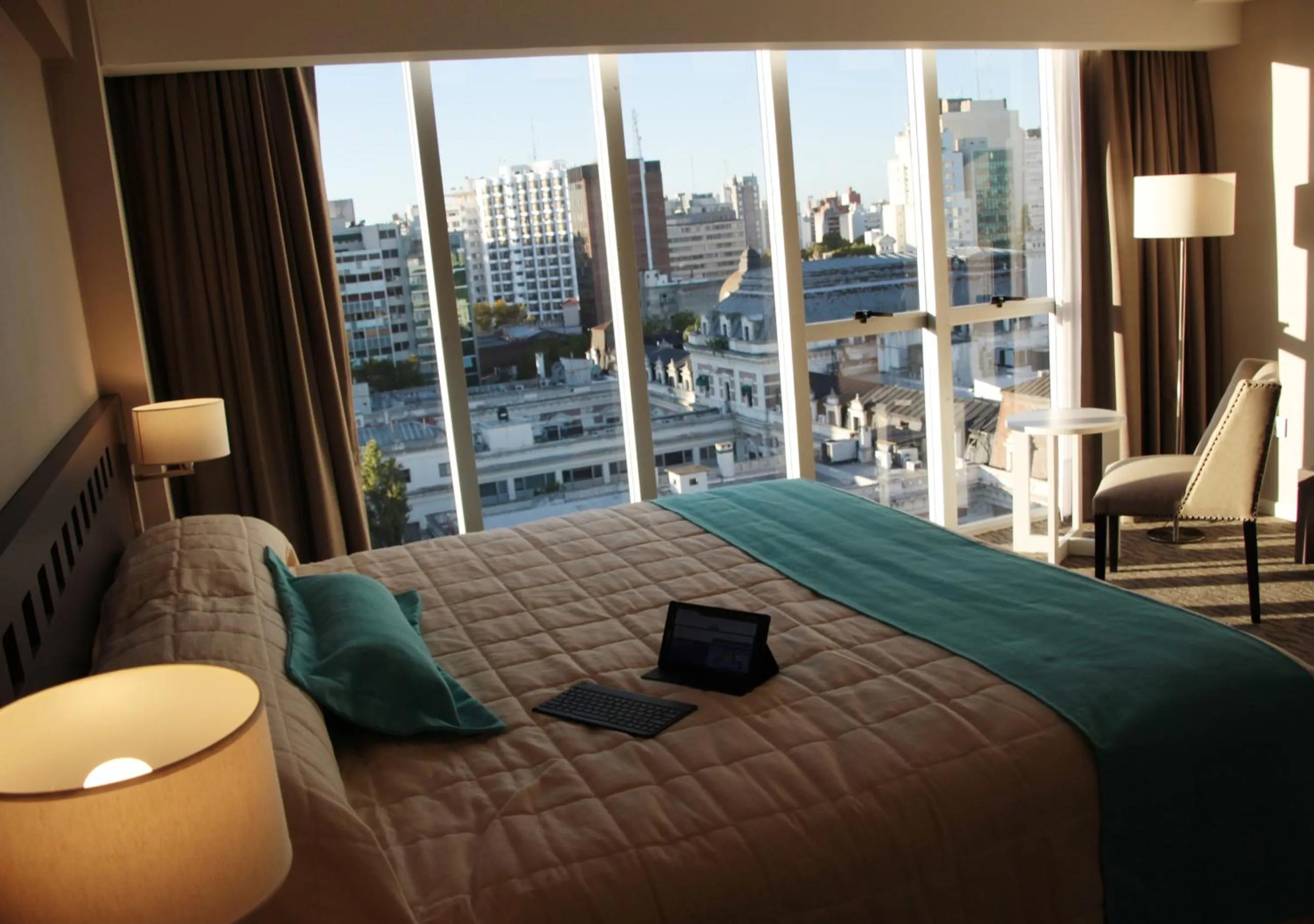 City view, Bed in Days Inn & Suites by Wyndham La Plata