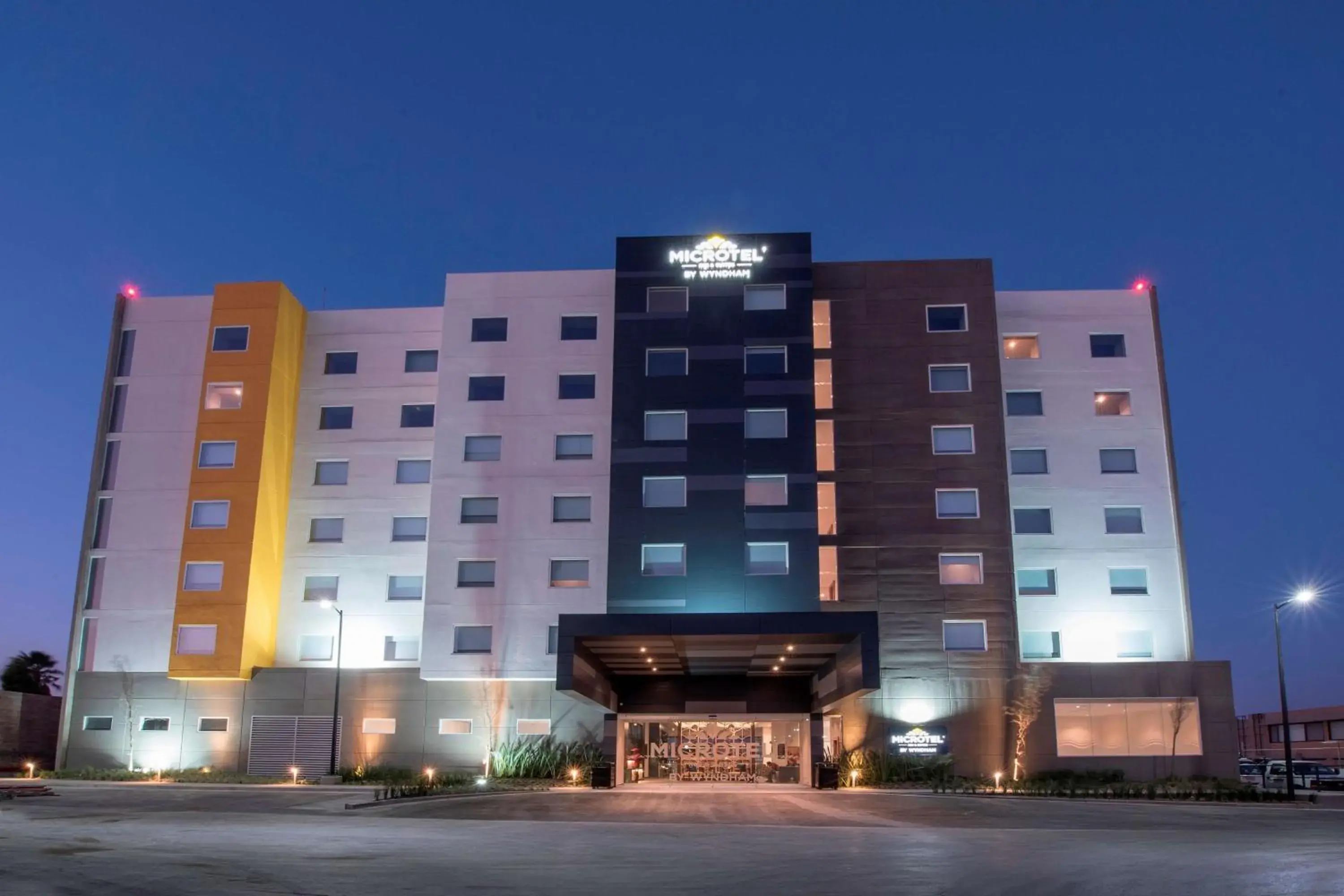 Property building in Microtel Inn & Suites by Wyndham San Luis Potosi Property building in Microtel Inn & Suites by Wyndham San Luis Potosi