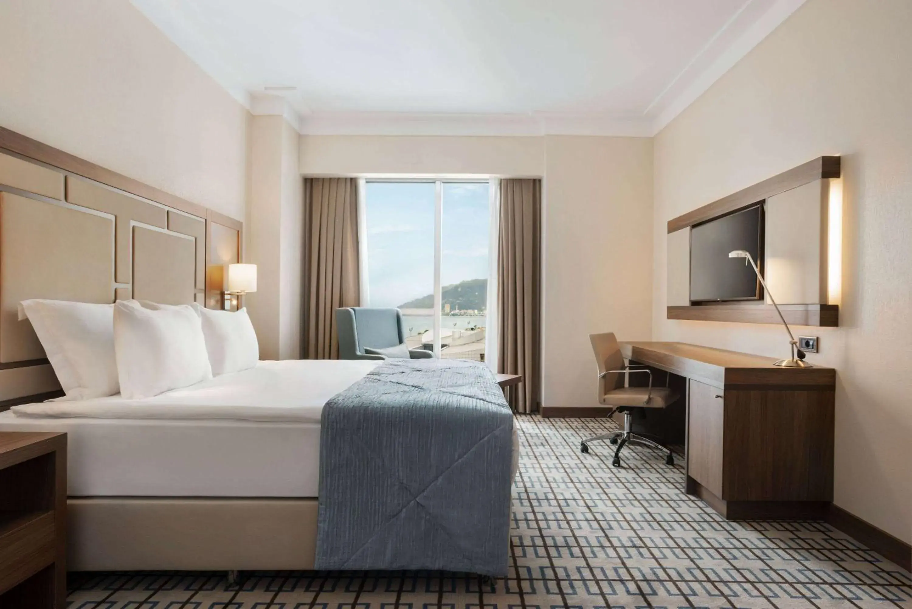 Bed in Ramada Plaza by Wyndham Rize Bed in Ramada Plaza by Wyndham Rize