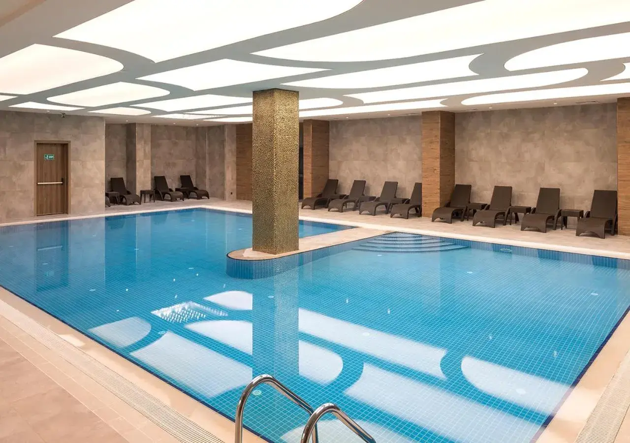 Swimming pool in Ramada Plaza by Wyndham Rize Swimming pool in Ramada Plaza by Wyndham Rize