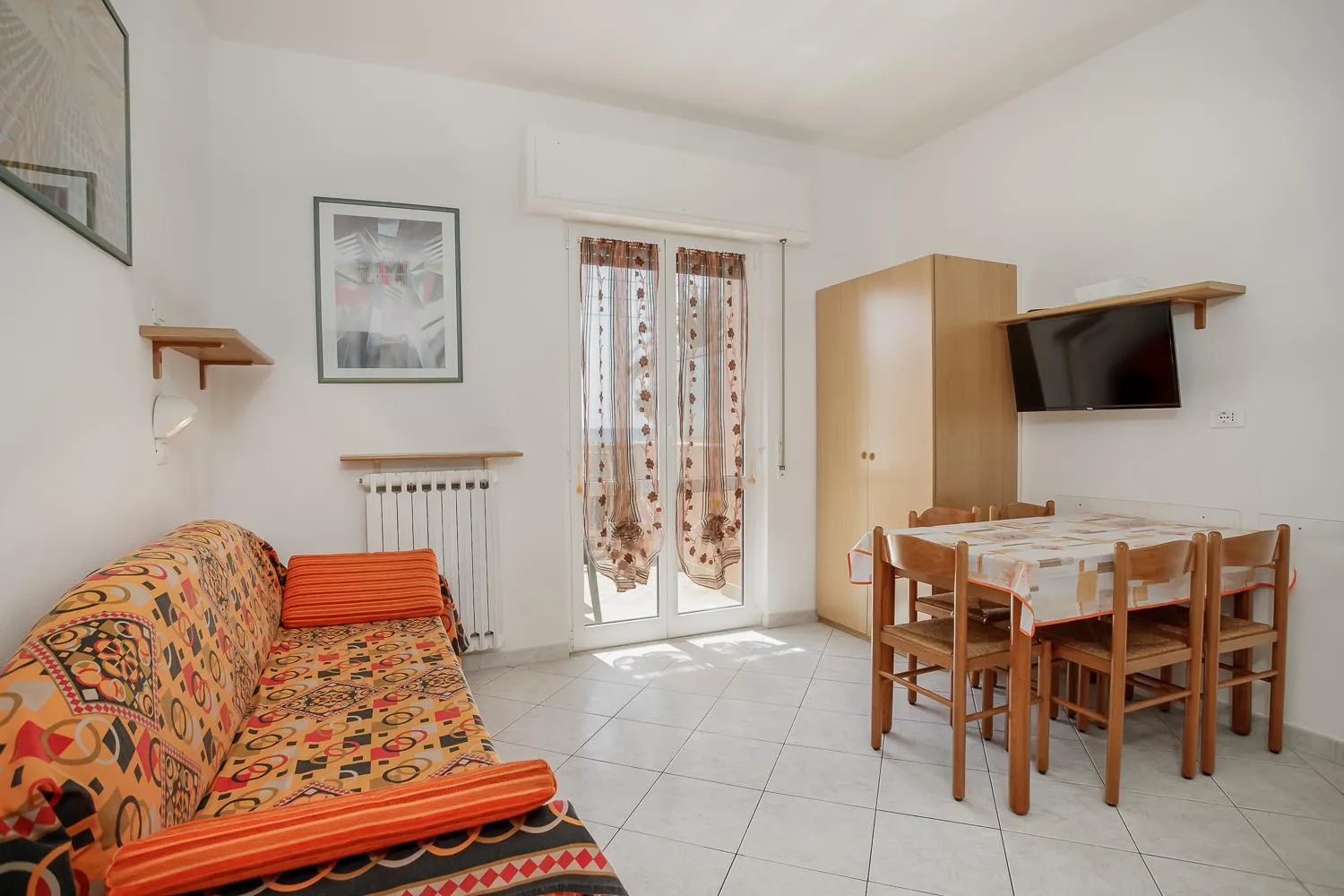 TV and multimedia in Residence Villa Alda