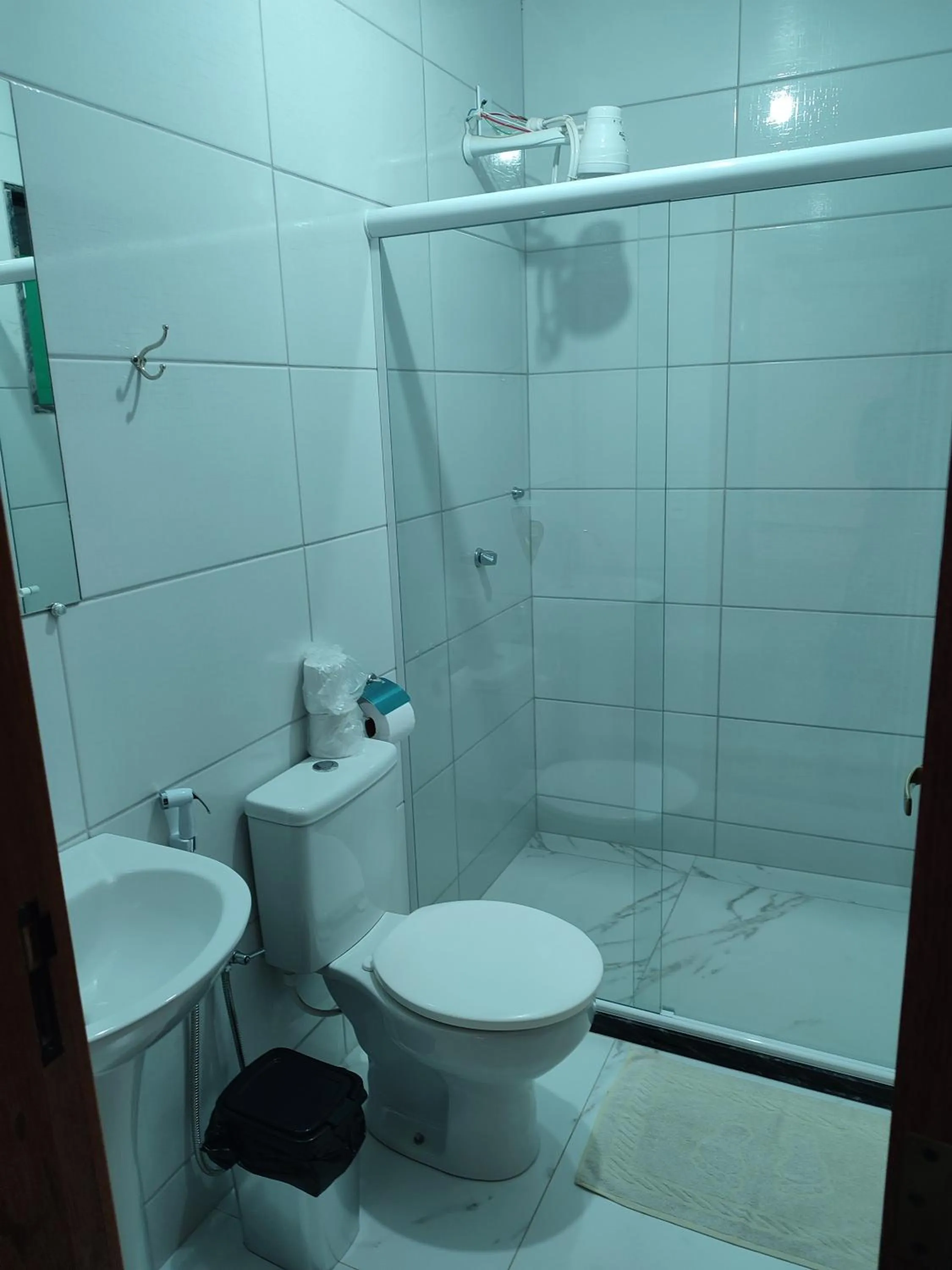 Shower in Hotel Lumiar