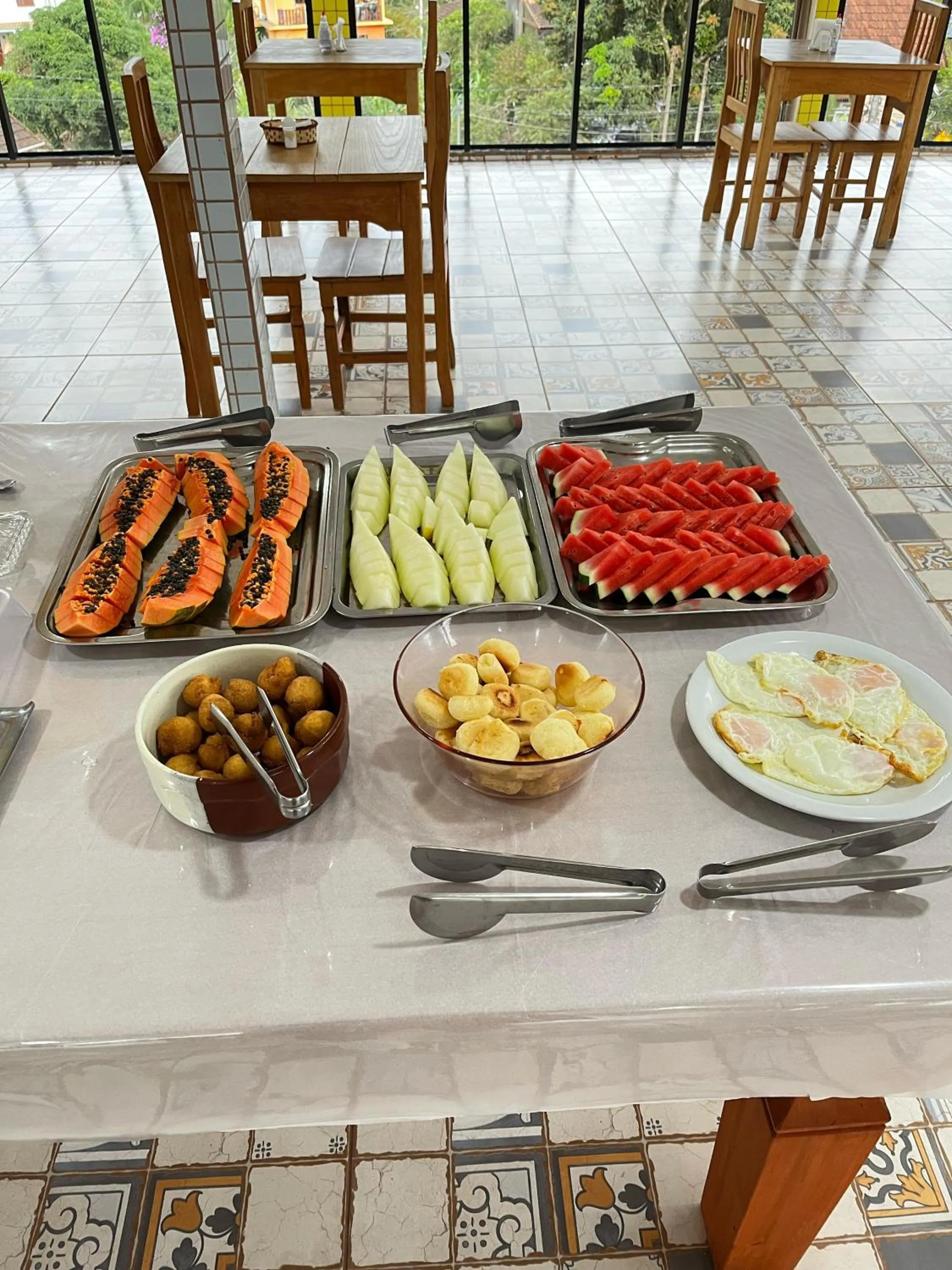 Breakfast in Hotel Lumiar