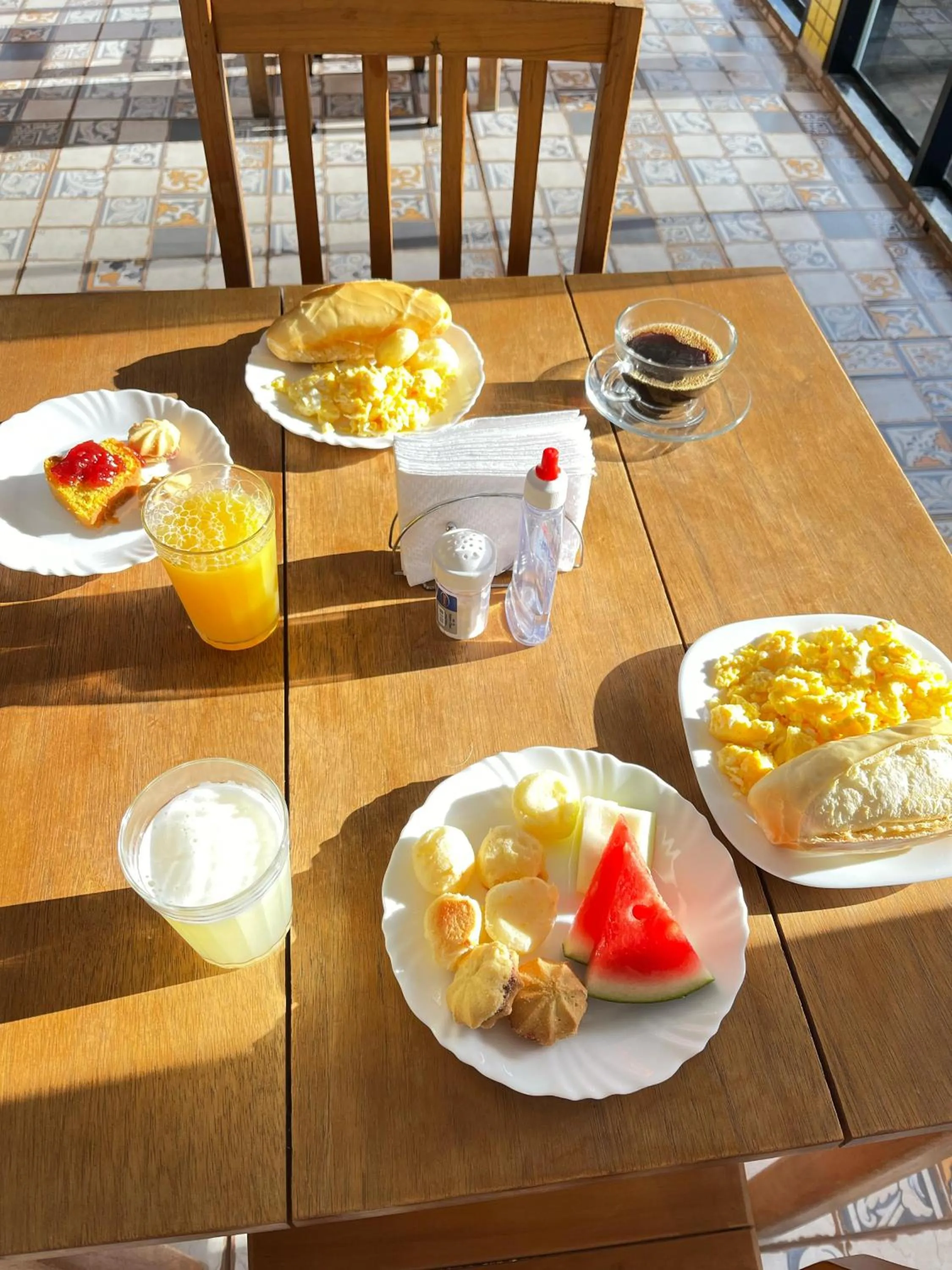 Breakfast in Hotel Lumiar