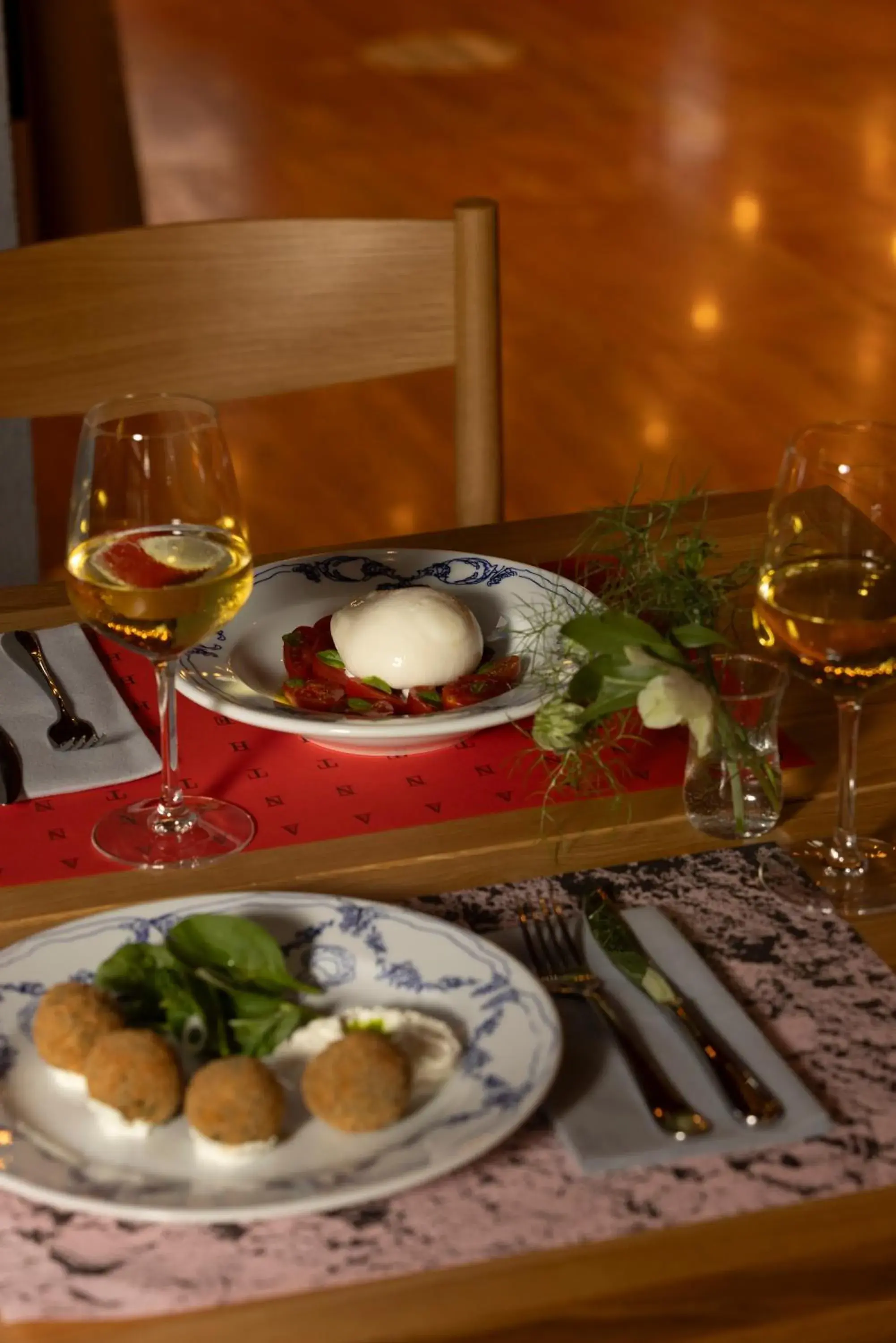 Restaurant/places to eat in Perianth Hotel, a Member of Design Hotels Restaurant/places to eat in Perianth Hotel, a Member of Design Hotels