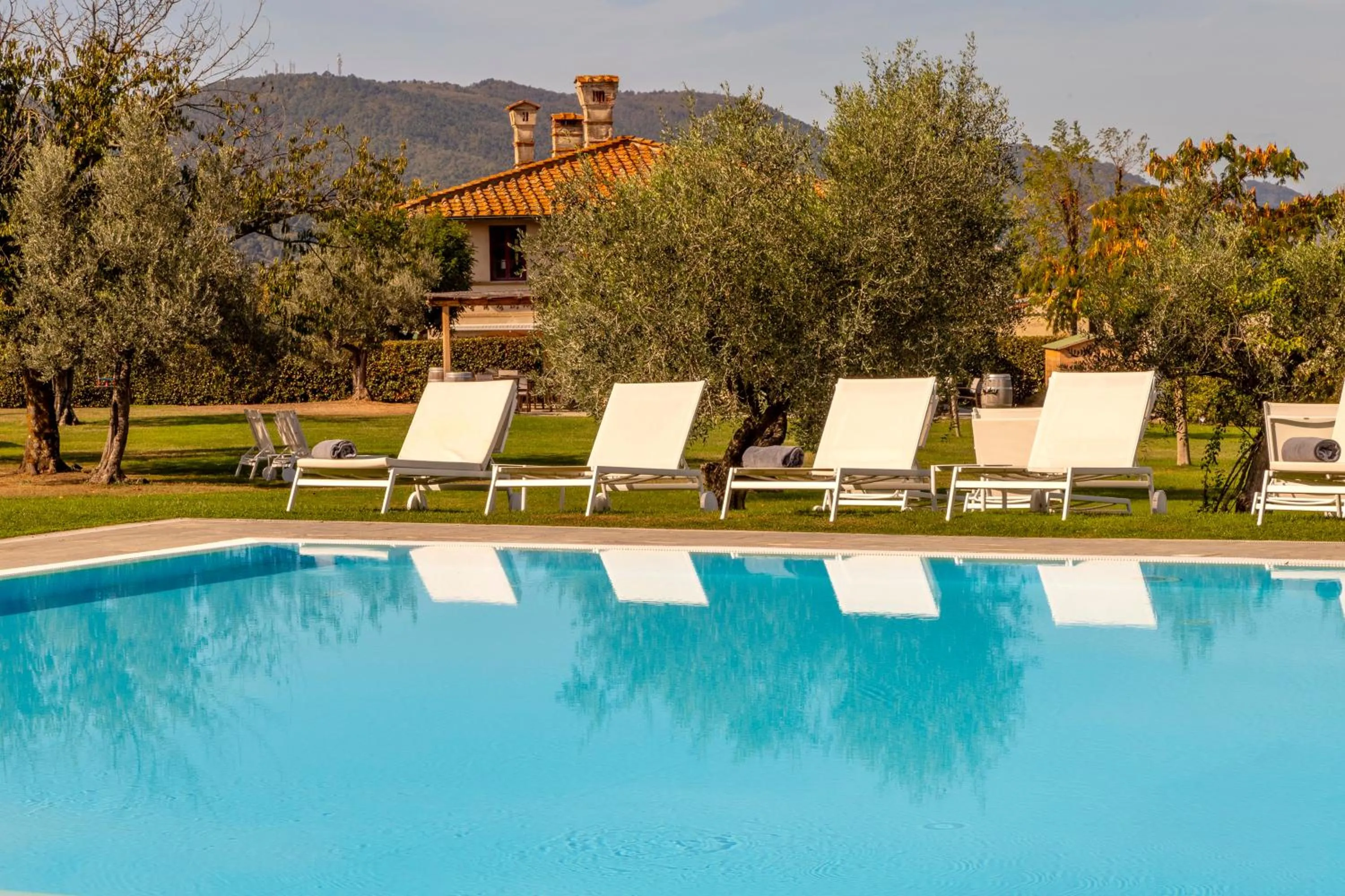 Swimming pool in Tenuta di Artimino member of Meliá Collection Wine Resort