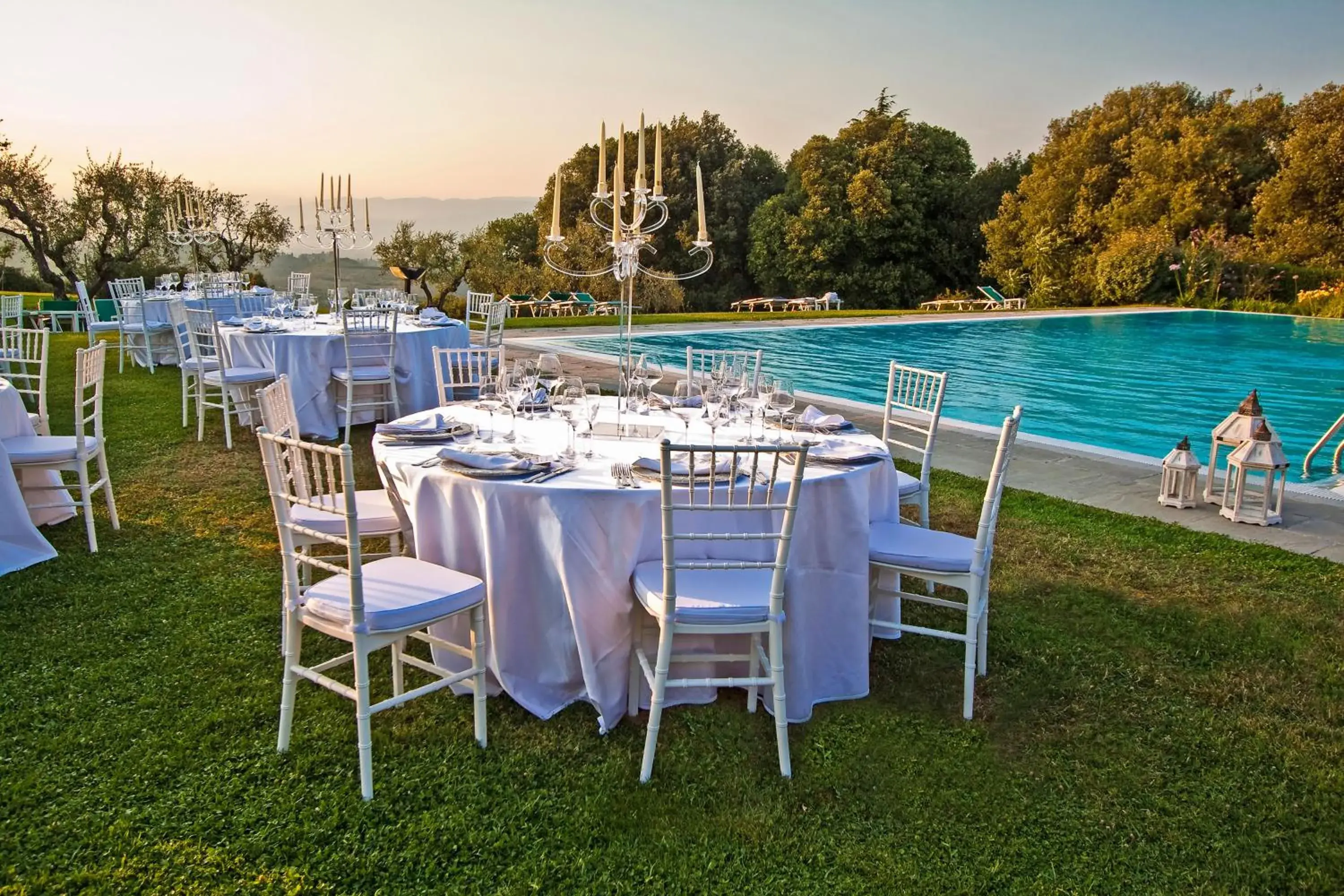 Swimming pool in Tenuta di Artimino member of Meliá Collection Wine Resort Swimming pool in Tenuta di Artimino member of Meliá Collection Wine Resort