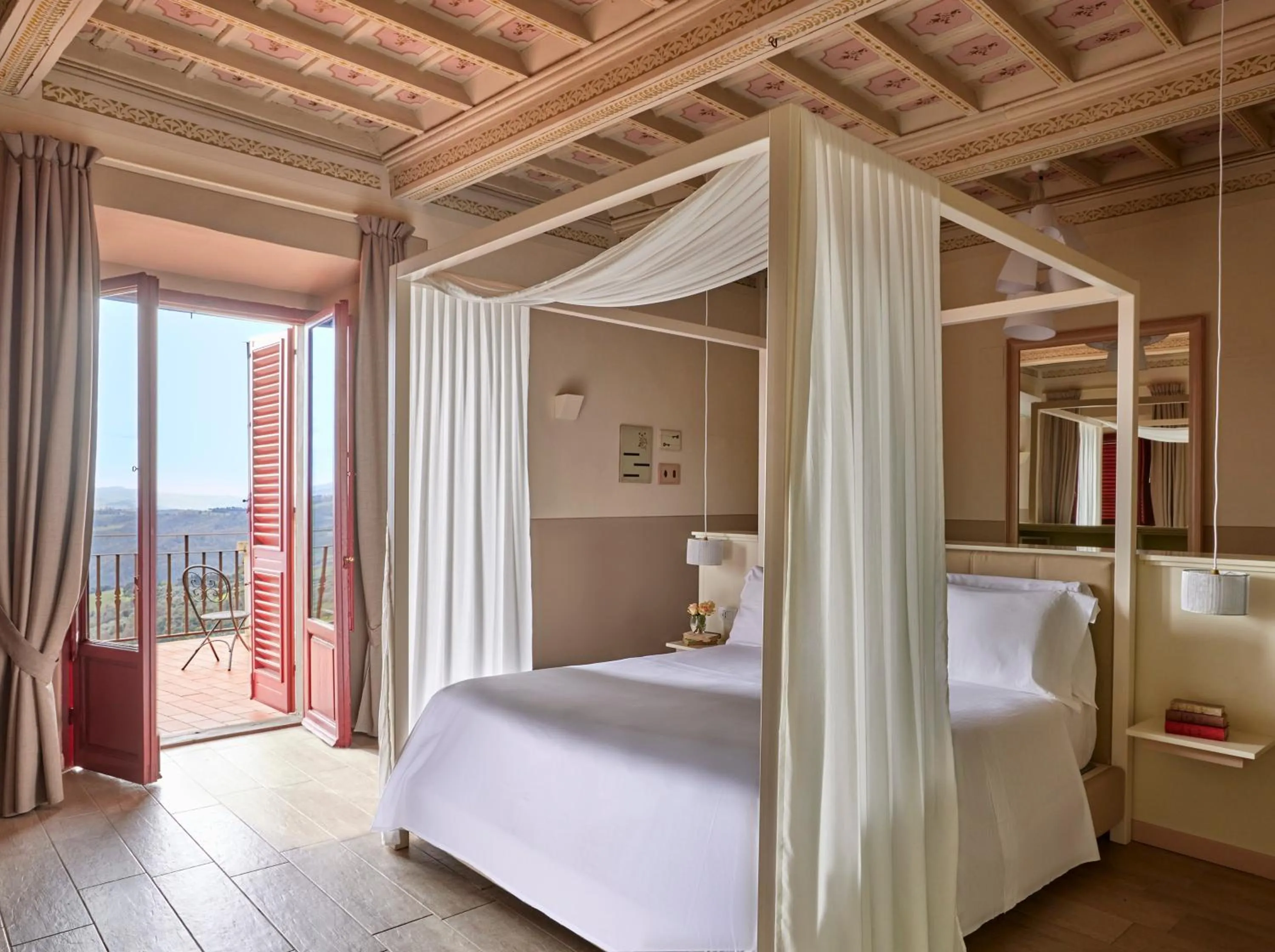 Bed in Tenuta di Artimino member of Meliá Collection Wine Resort