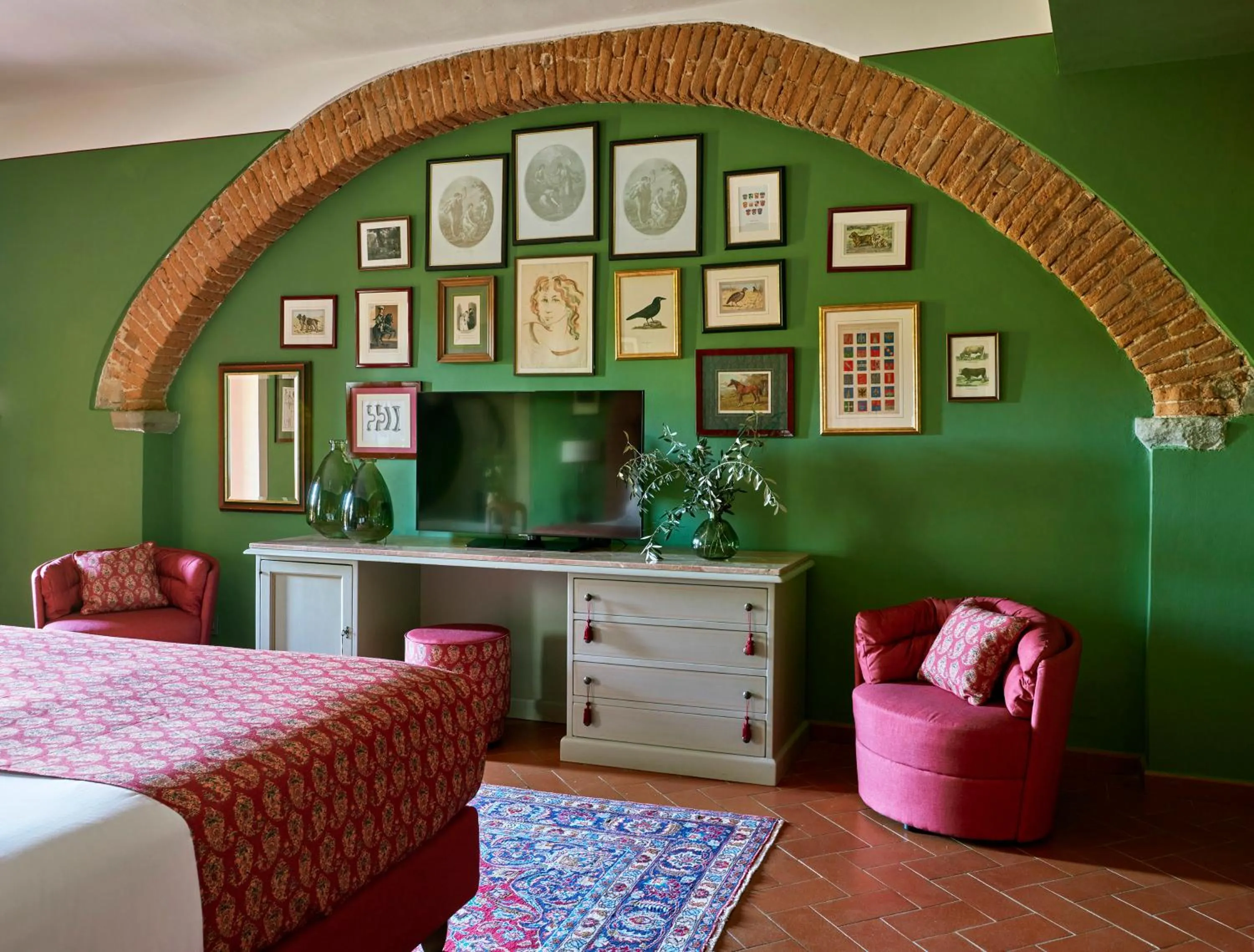 Bed in Tenuta di Artimino member of Meliá Collection Wine Resort