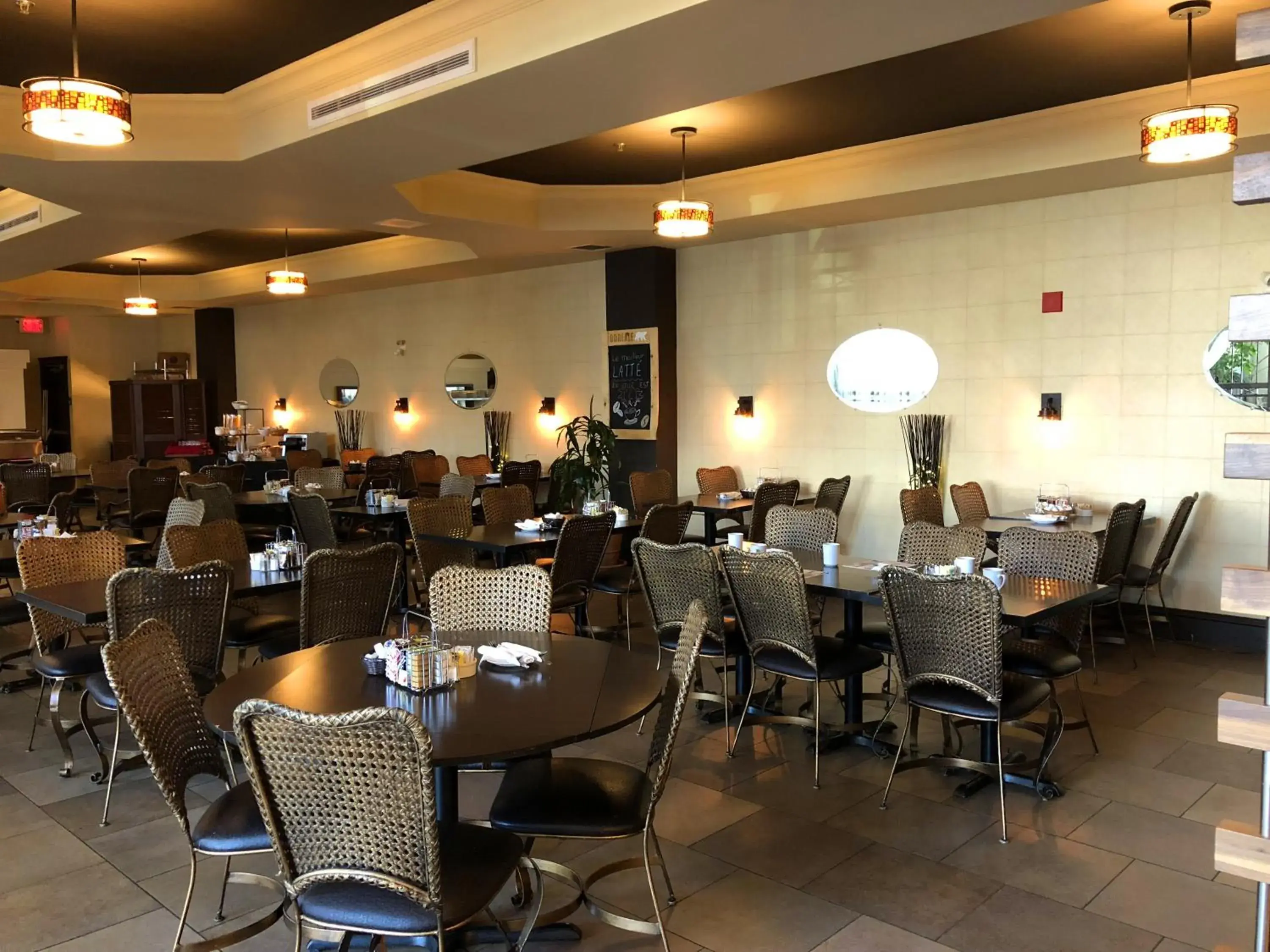 Restaurant/places to eat in Hotel L'Oie des neiges Restaurant/places to eat in Hotel L'Oie des neiges