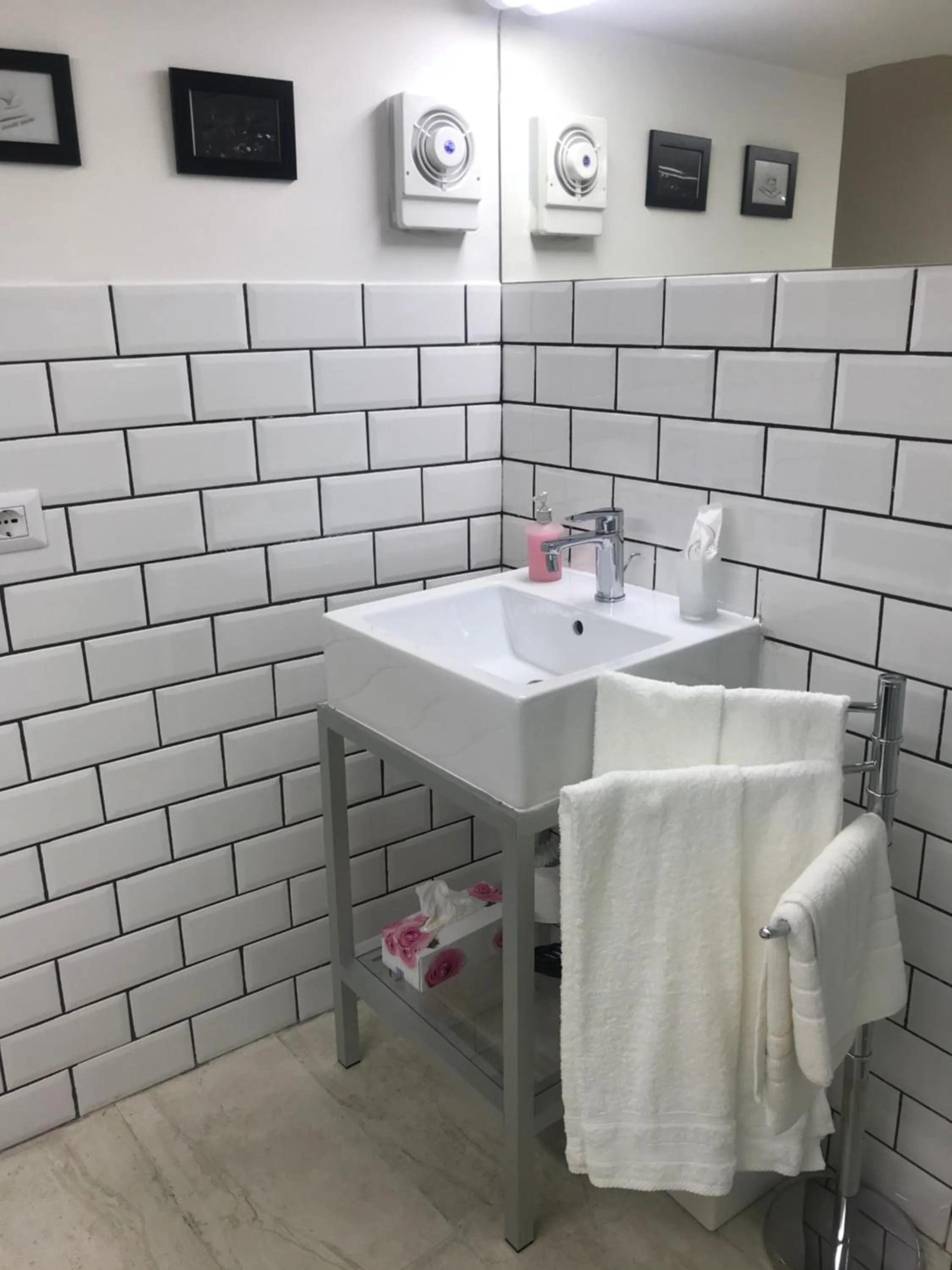 Bathroom in TreSette Toledo