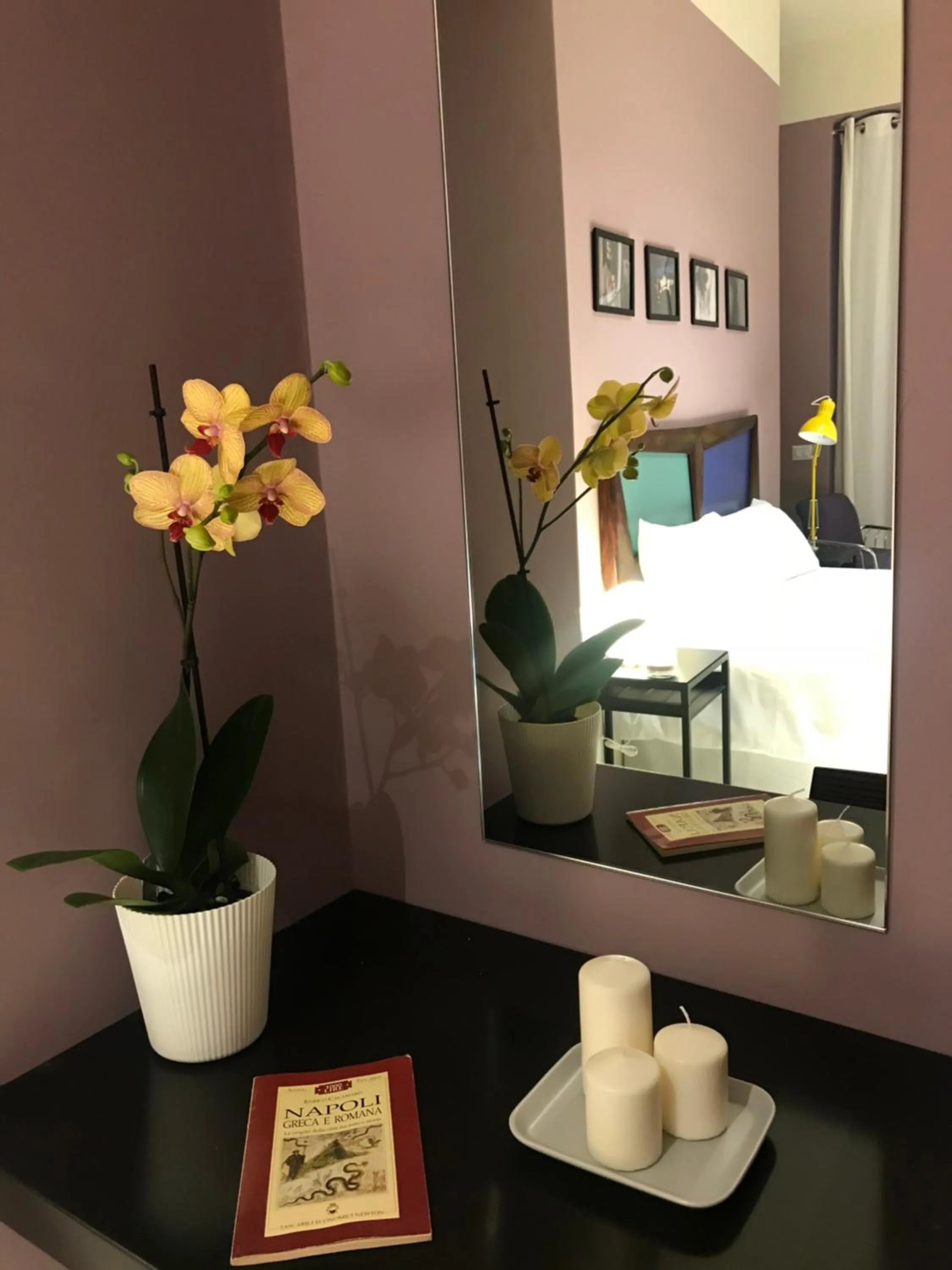 Photo of the whole room in TreSette Toledo