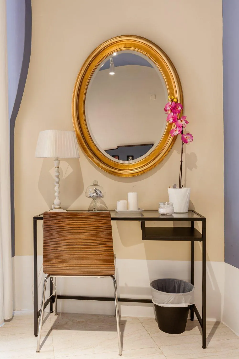 Photo of the whole room in TreSette Toledo