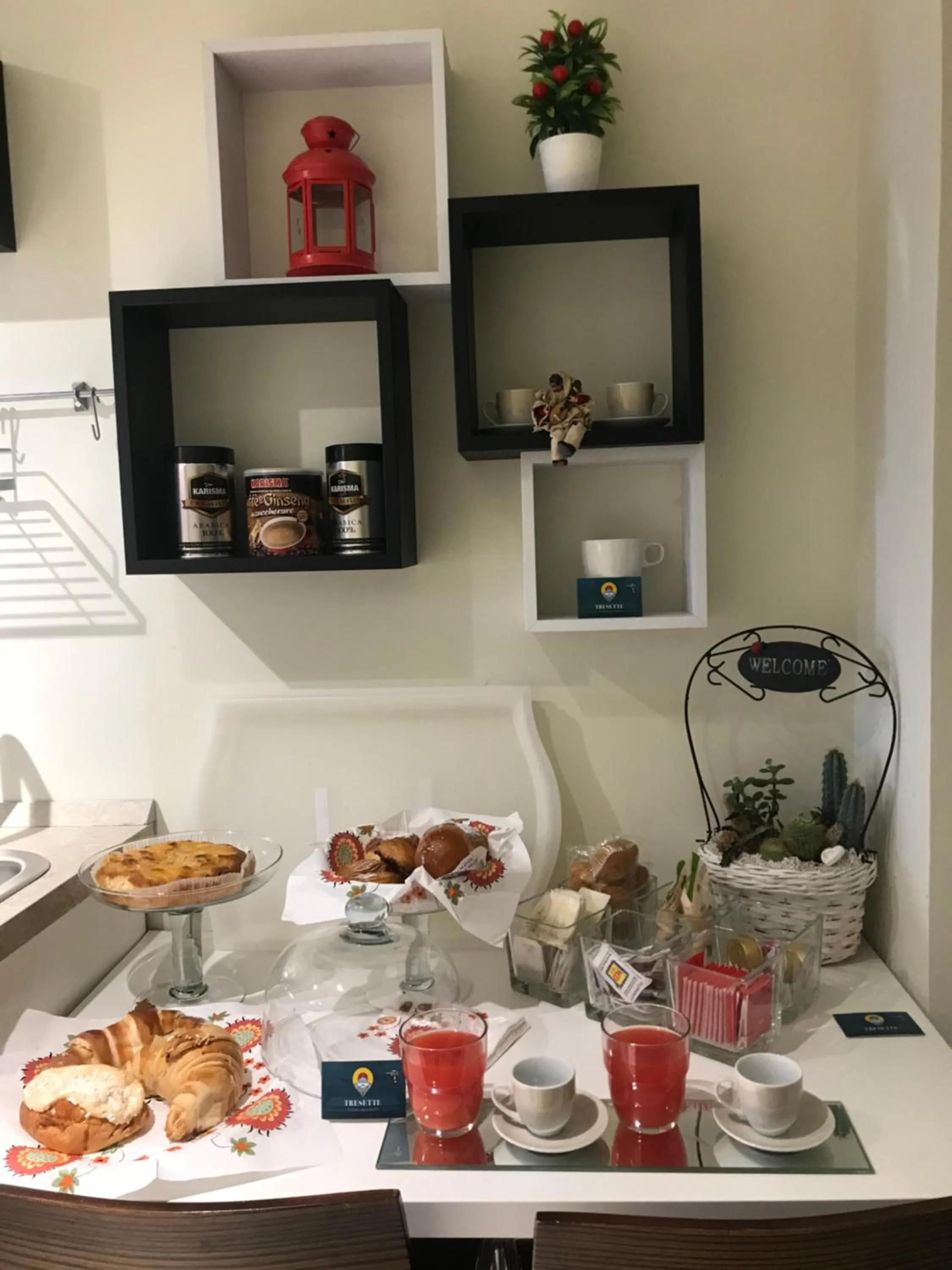 Food and drinks in TreSette Toledo