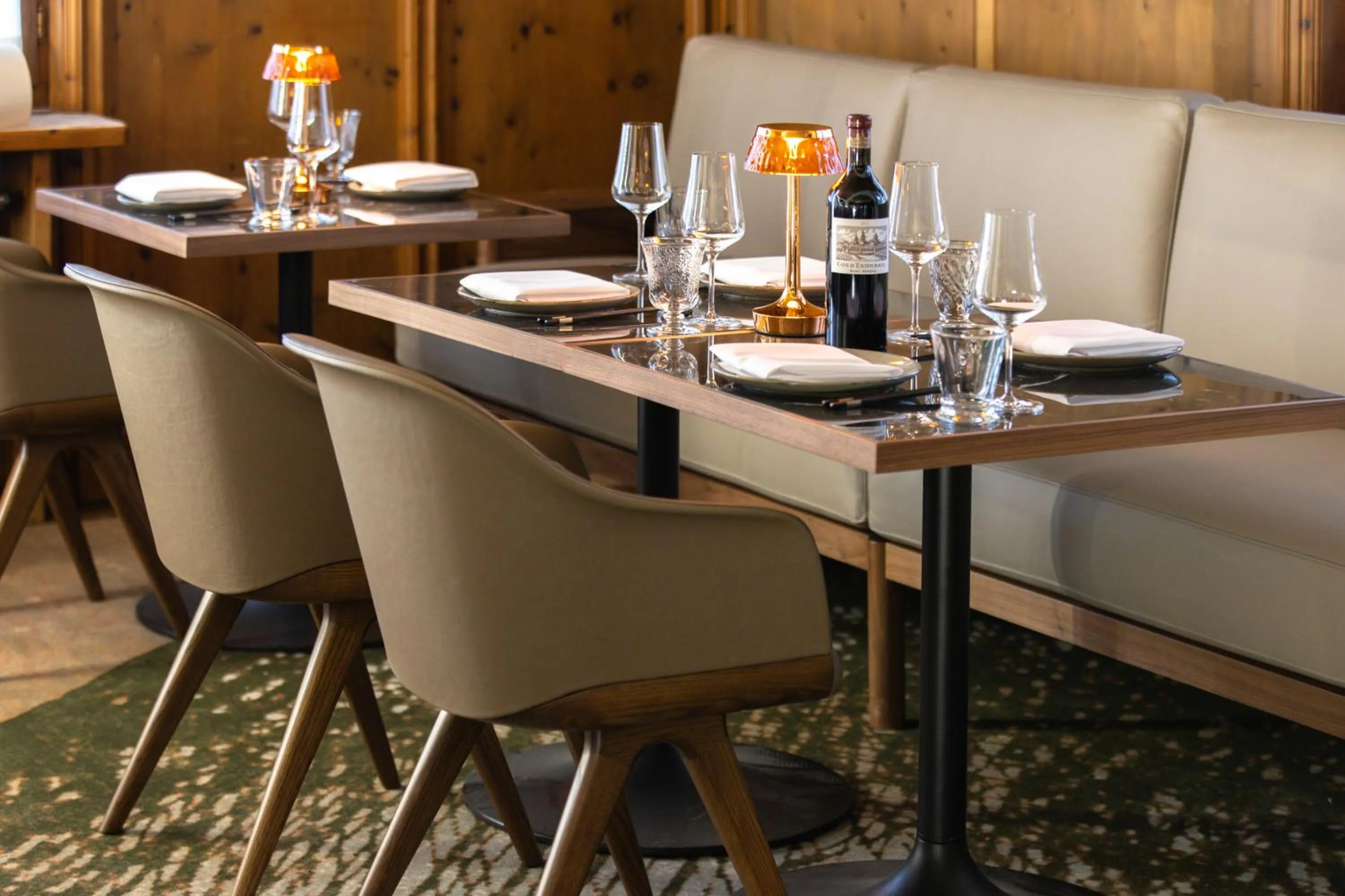 Restaurant/places to eat in Soldanella by Hotel Adula