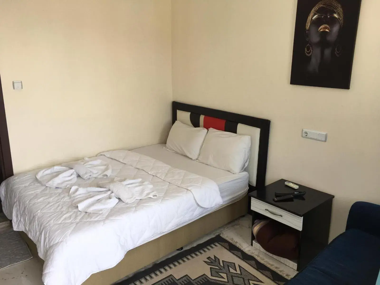 Single Room with Garden View in shah sultan Ozturk Hotel Single Room with Garden View in shah sultan Ozturk Hotel