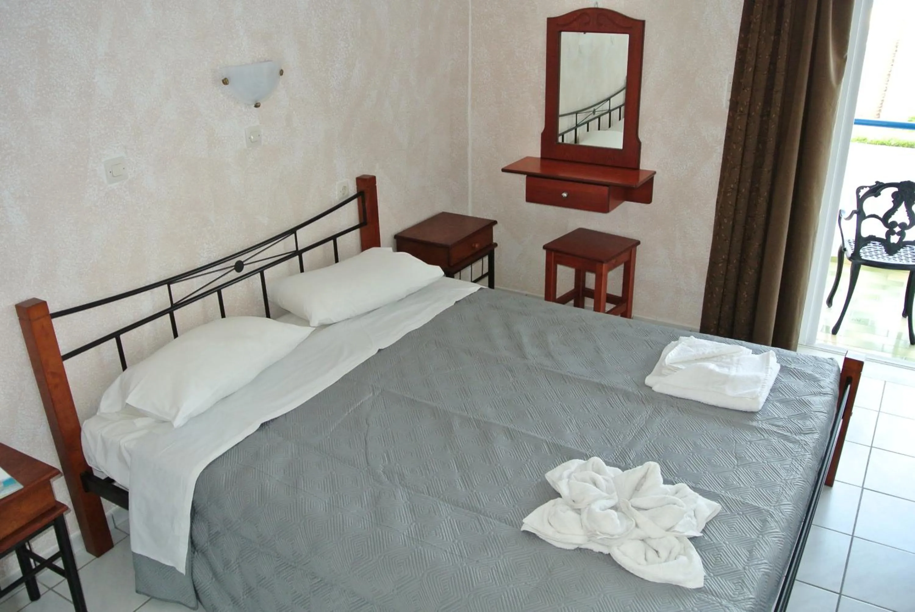 Bed in Kokalakis Hotel