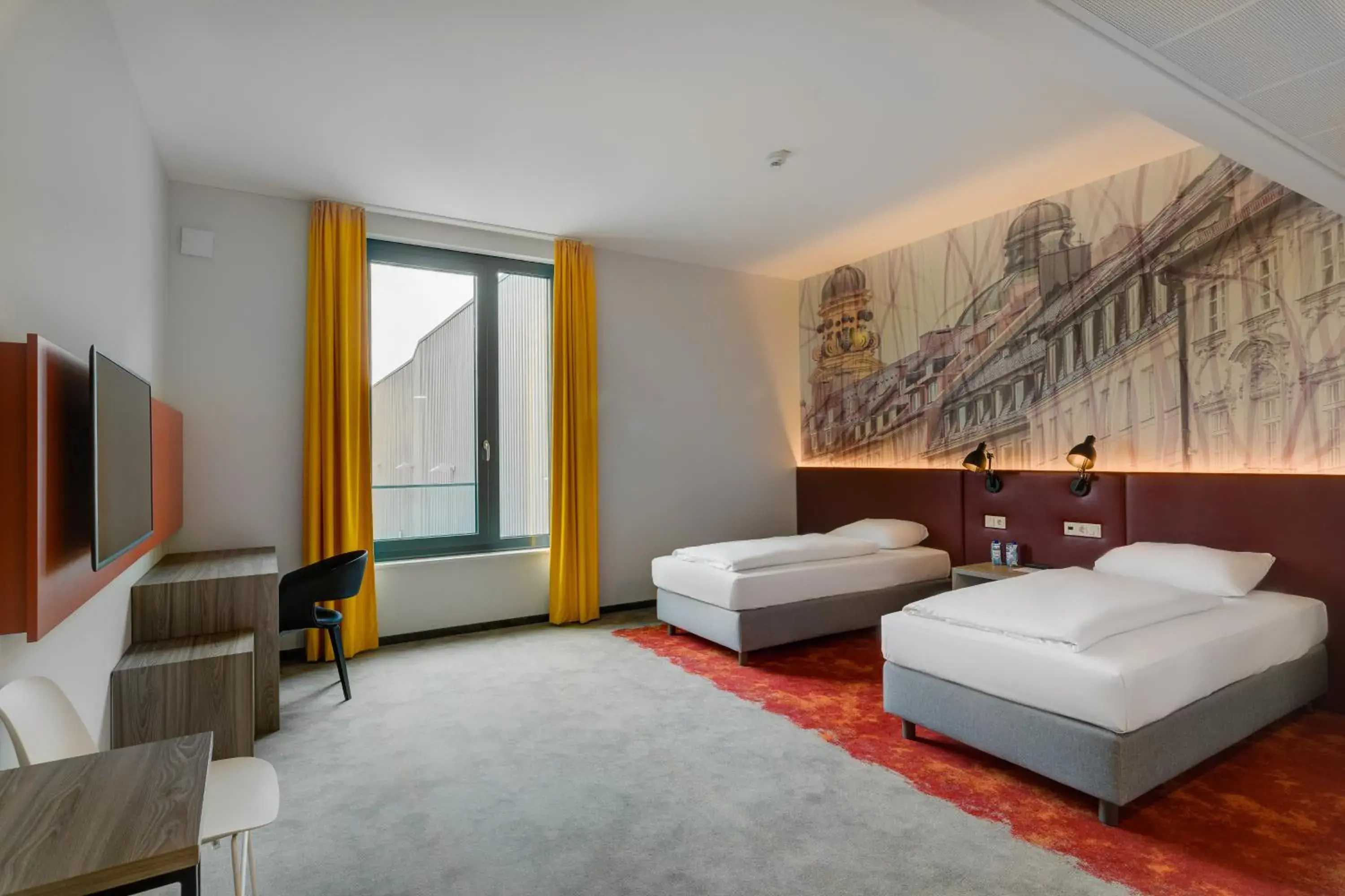 Bedroom, Seating Area in 7 Days Premium Hotel München-Sendling