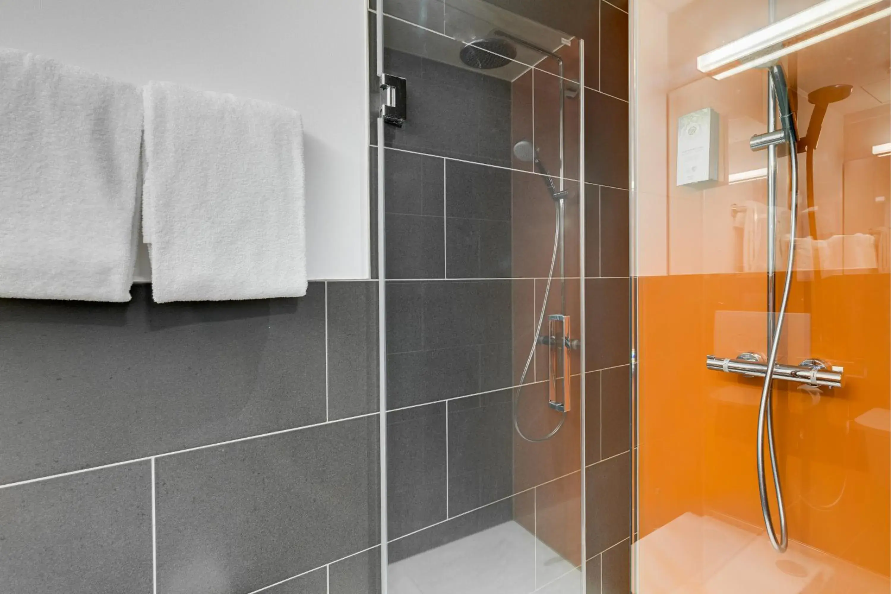 Bathroom in 7 Days Premium Hotel München-Sendling