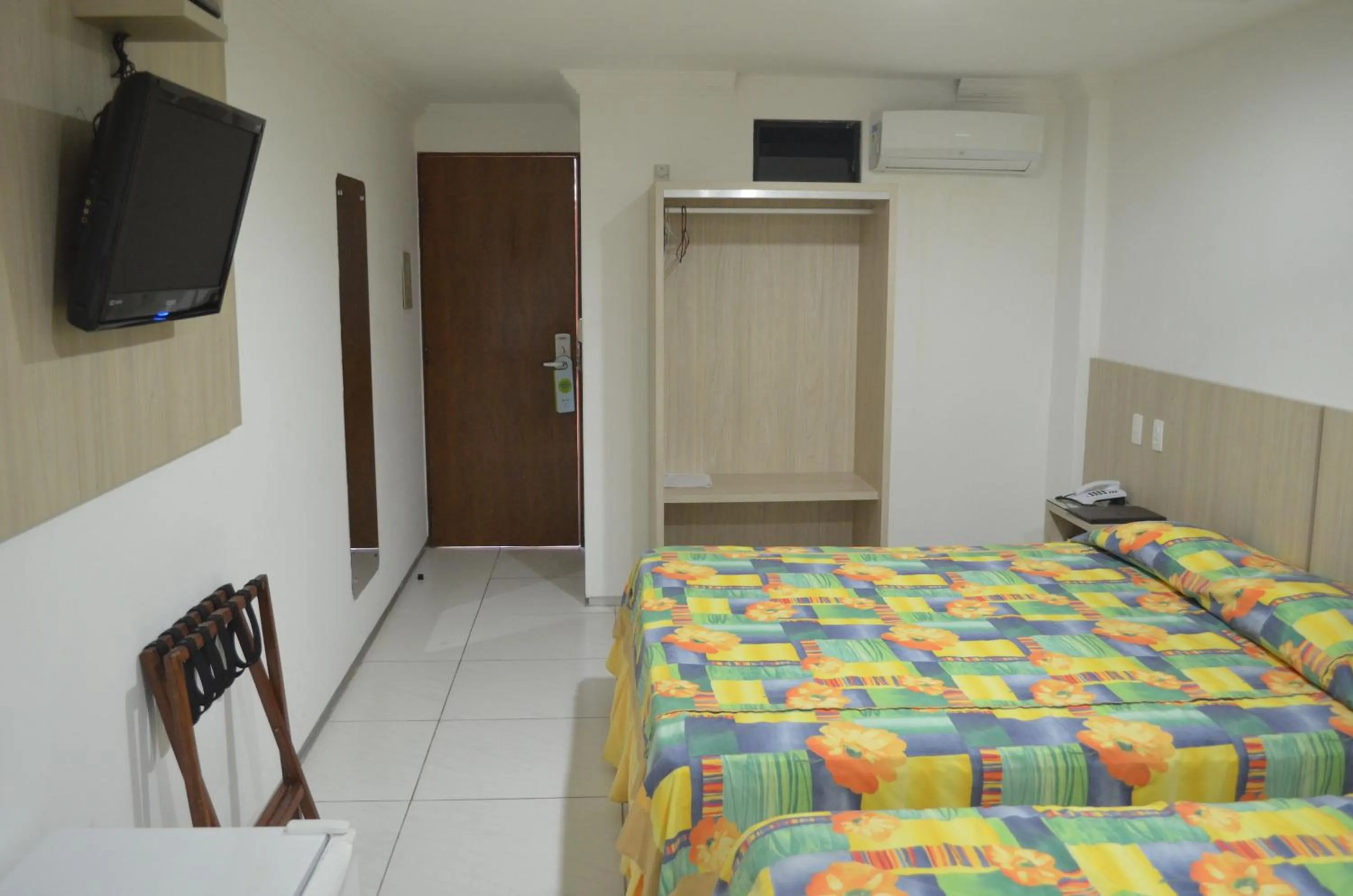 Bedroom, Bed in Annamar Hotel