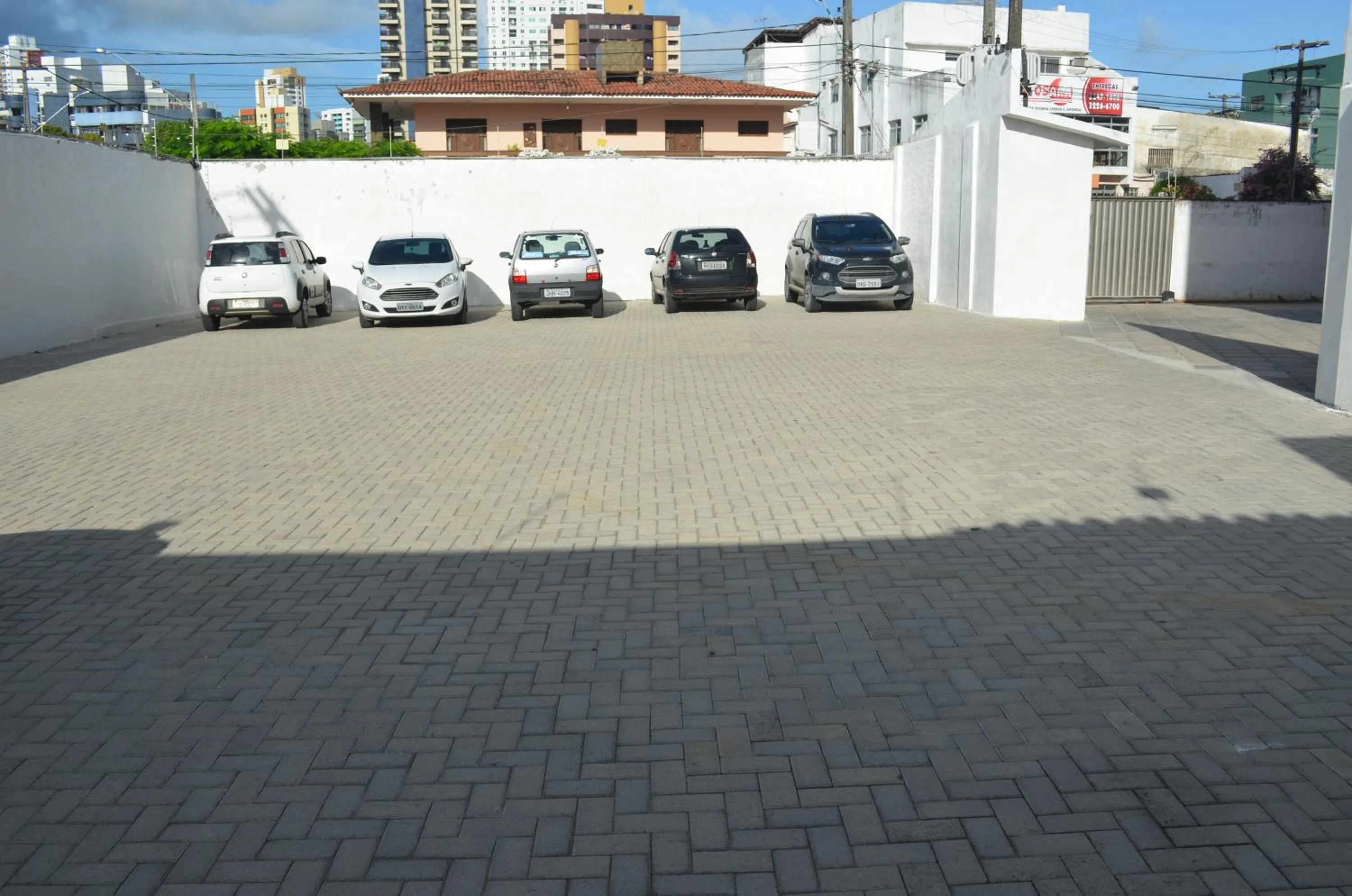 Area and facilities in Annamar Hotel