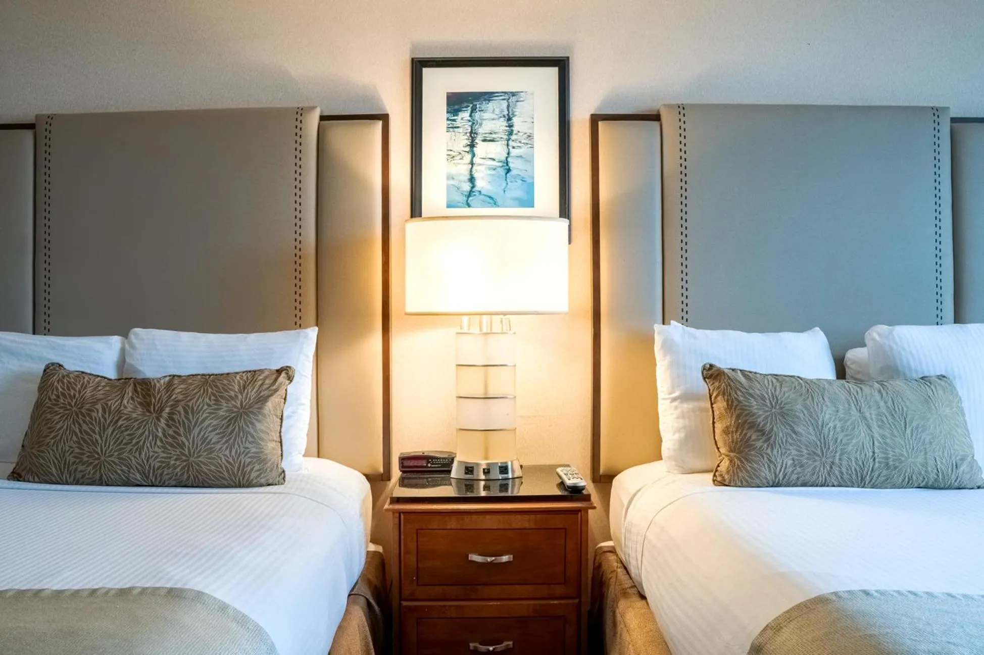 Bed in The Dalles Inn